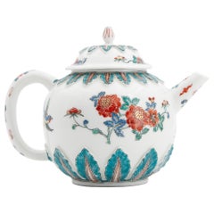 Antique Early Meissen Porcelain Teapot circa 1715 from the Arnhold Collection