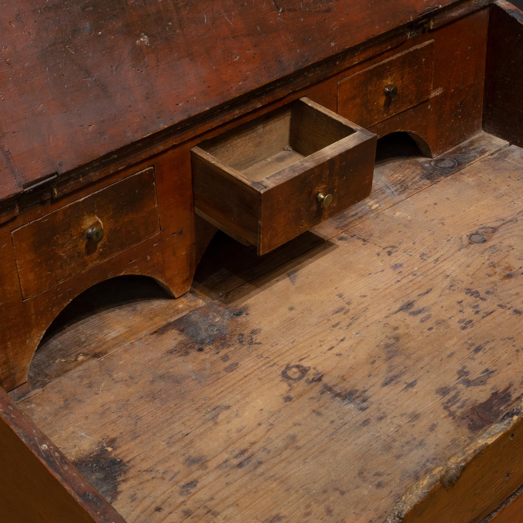Early-Mid 19th c. Hand Painted Slant Desk, c.1820-1840 For Sale 3