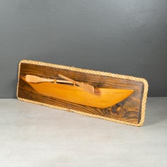 Inizio-metà del XX secolo. Mezzo scafo in legno con remi Hand Made