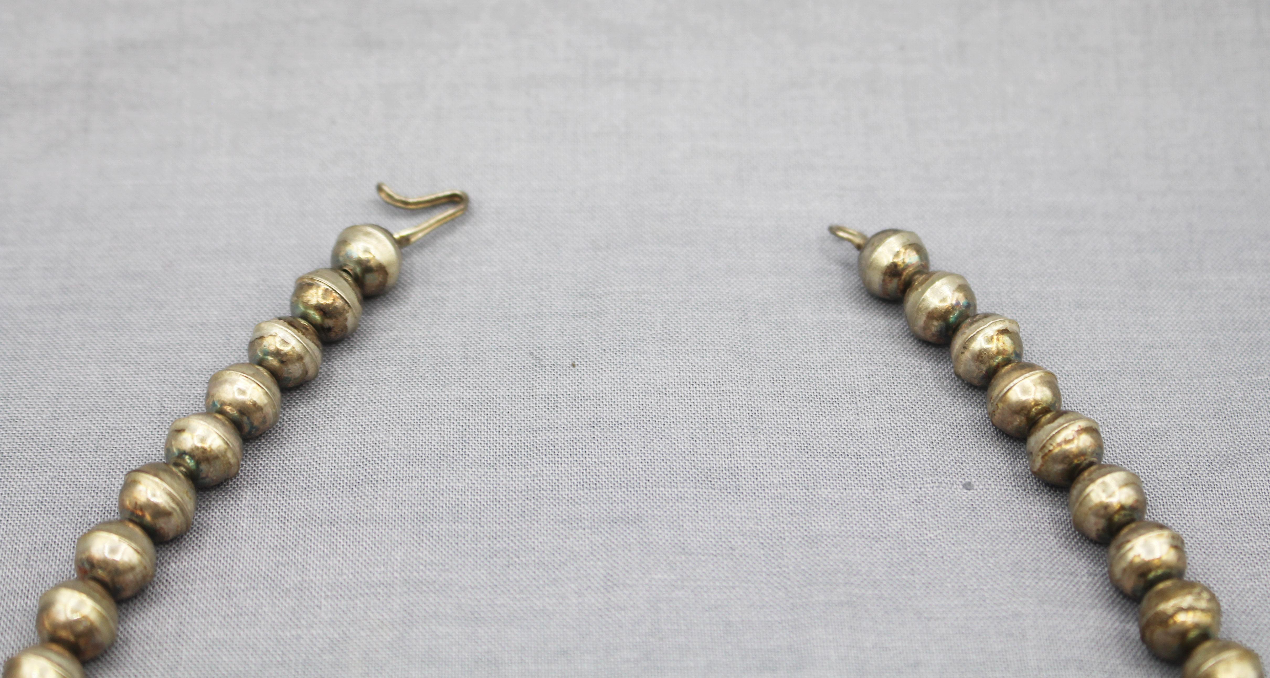 Early-Mid 20th Century Navajo Turquoise Sterling Silver Squash Blossom Necklace In Good Condition For Sale In Chapel Hill, NC