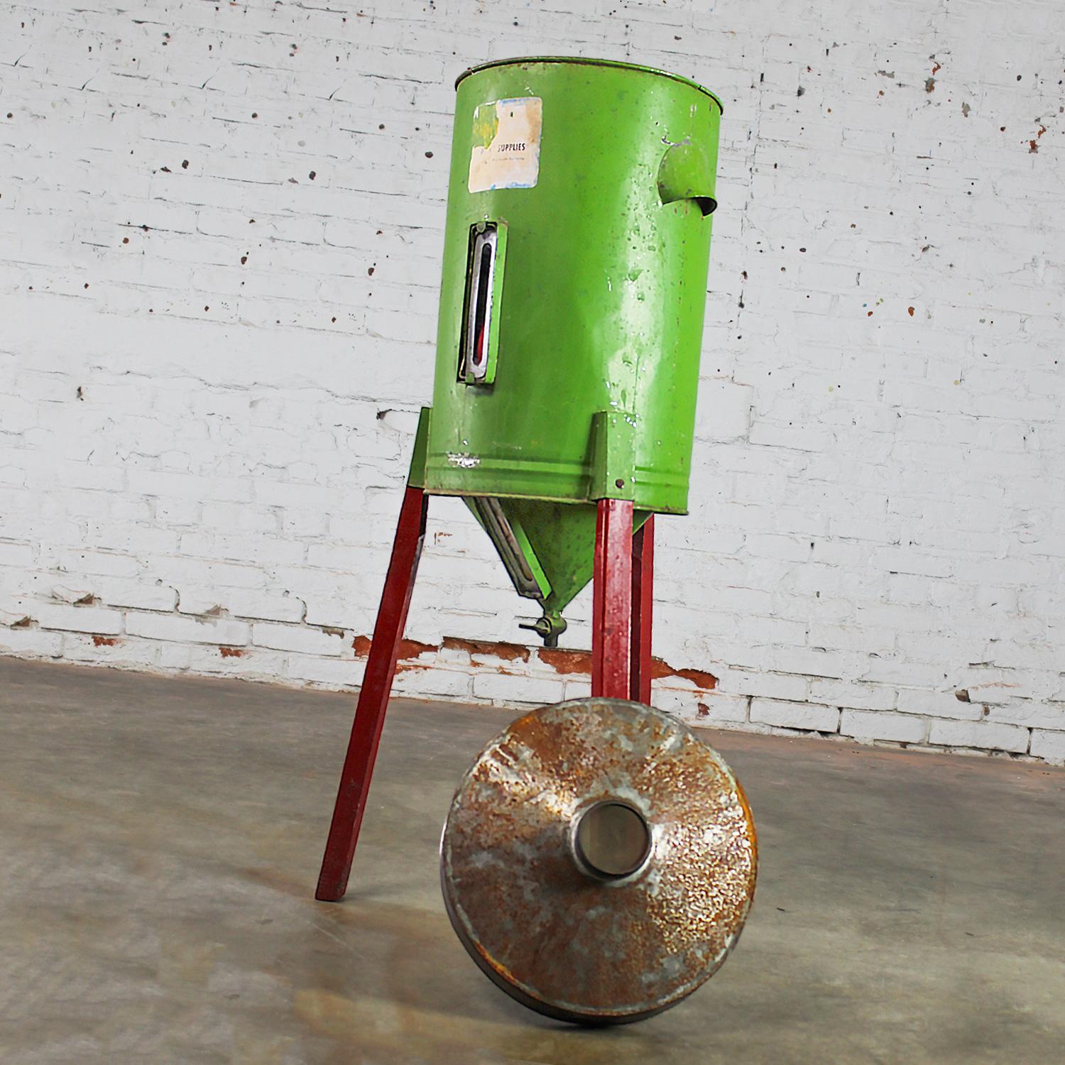 Early - Mid-20th Century Rustic Gravity Cream Separator Green Metal Can Red Legs For Sale 1