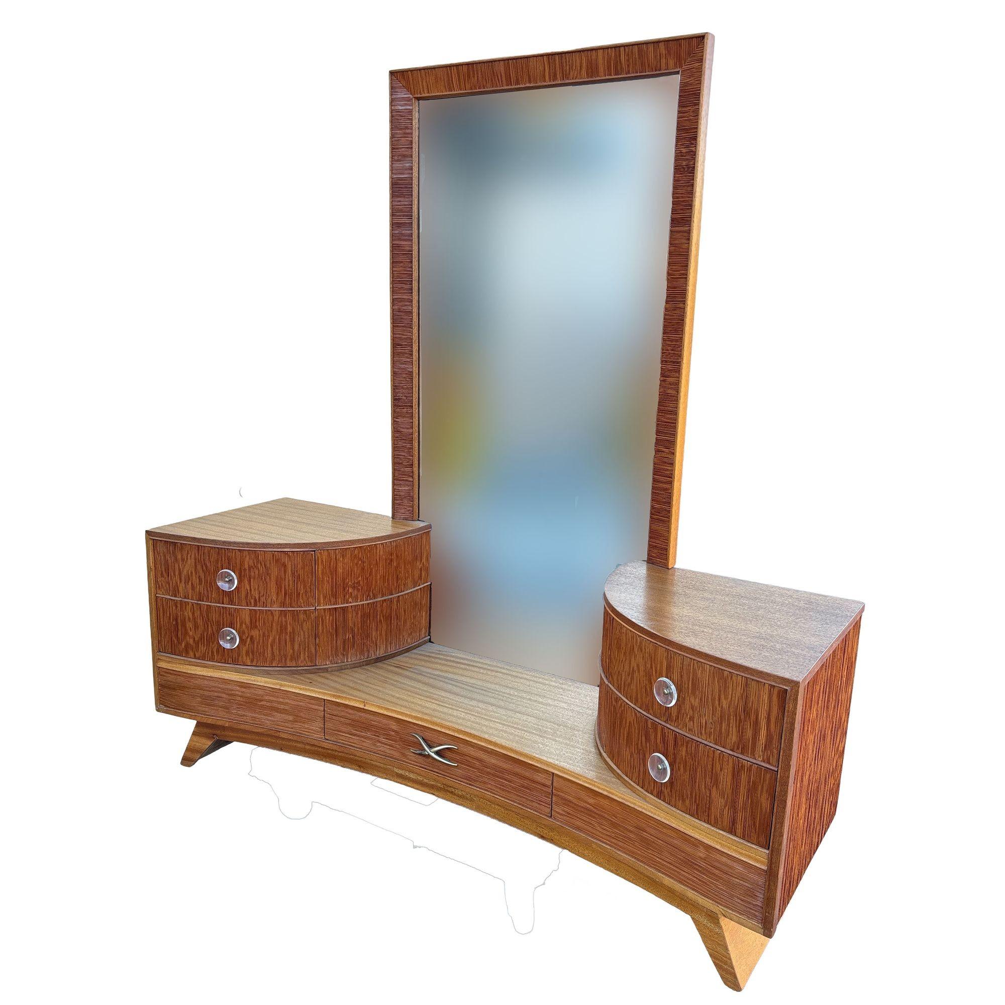 Mid-Century Modern Coiffeuse en bois peint du début du siècle dernier par Paul Frankl pour Brown Saltman avec miroir en vente