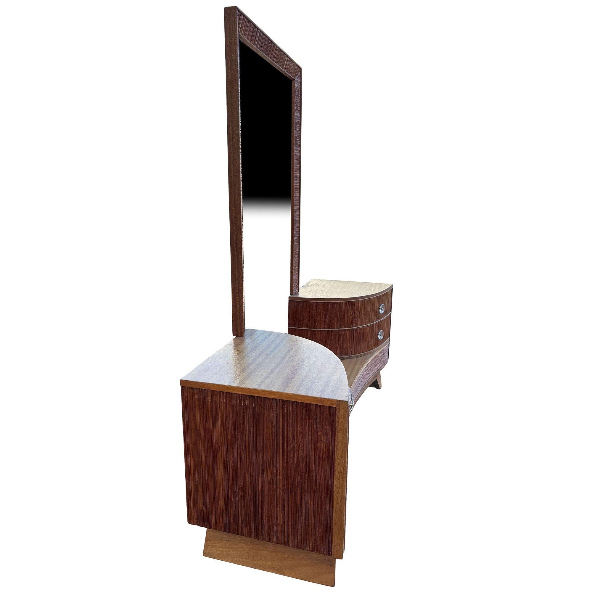 Américain Coiffeuse en bois peint du début du siècle dernier par Paul Frankl pour Brown Saltman avec miroir en vente