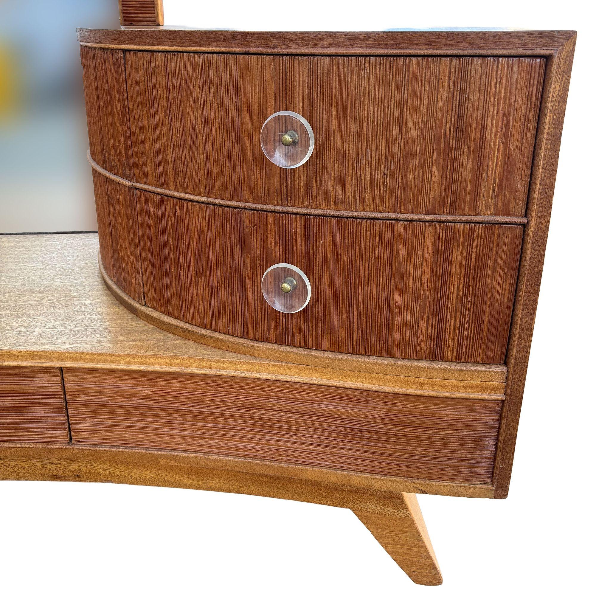 Coiffeuse en bois peint du début du siècle dernier par Paul Frankl pour Brown Saltman avec miroir en vente 2