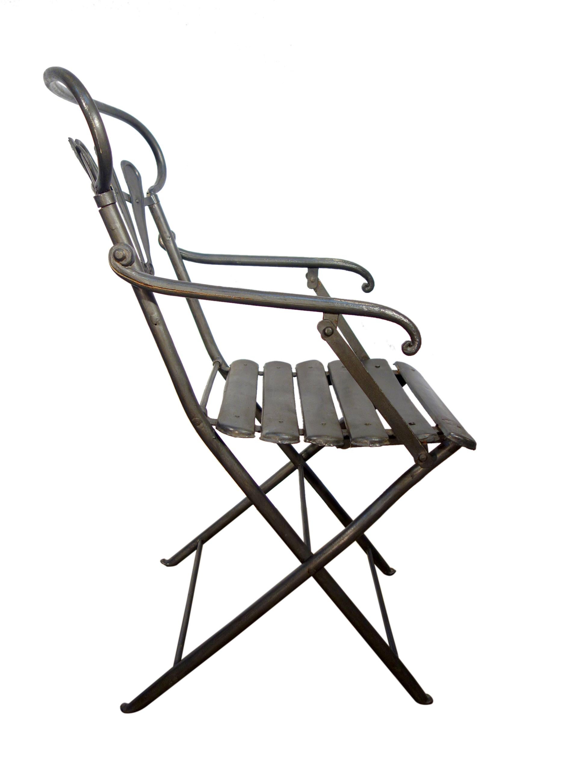 Early Mid Century Italian Wrought Iron Folding Armchair Pair by Carlo Crespi In Good Condition For Sale In Encinitas, CA