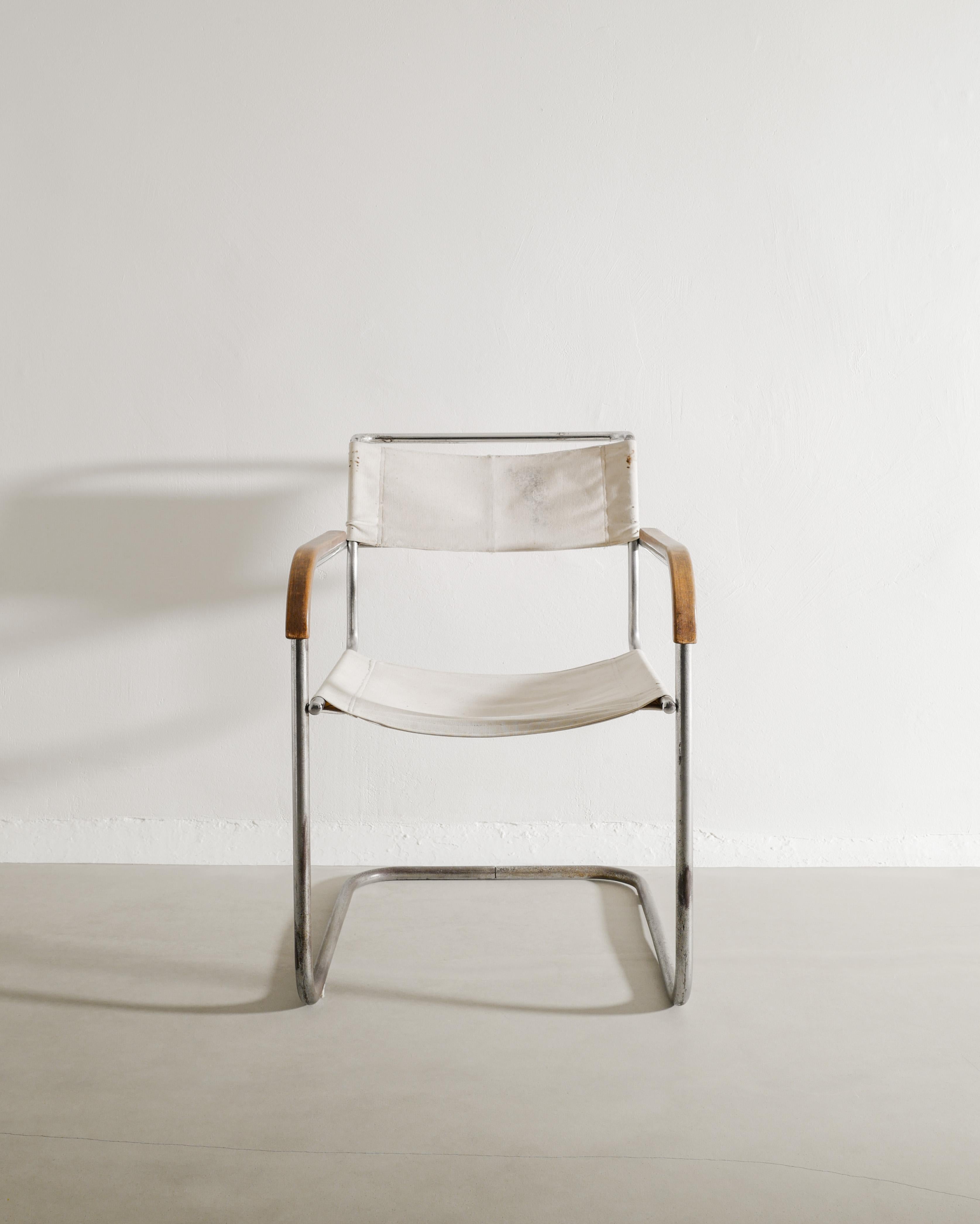 Early Mid Century Marcel Breuer B34 Armchair in Metal & Canvas for Thonet, 1930s In Good Condition For Sale In Stockholm, SE