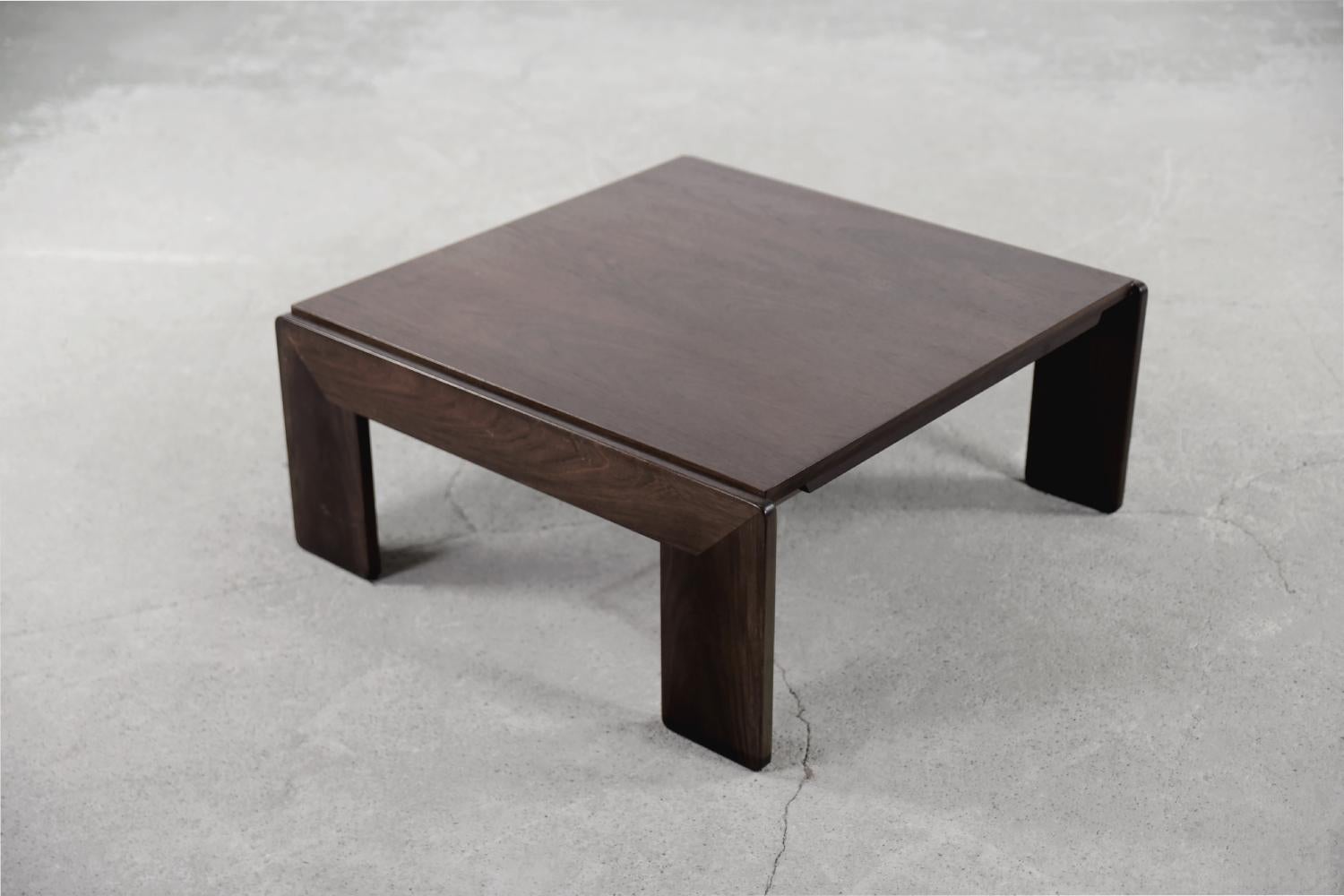 Early Mid-Century Modern Coffee Table Bastiano by Tobia & Afra Scarpa for Gavina In Good Condition For Sale In Warszawa, Mazowieckie