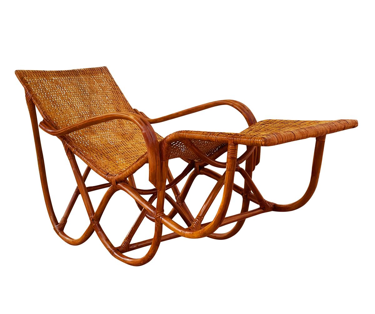 American Early Mid-Century Modern Sculptural Bamboo / Rattan Chaise Lounge Chair For Sale