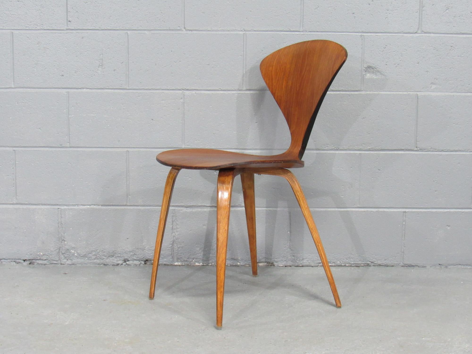 Early Mid-Century Modern Side Chair by Norman Cherner for Plycraft in Walnut 2