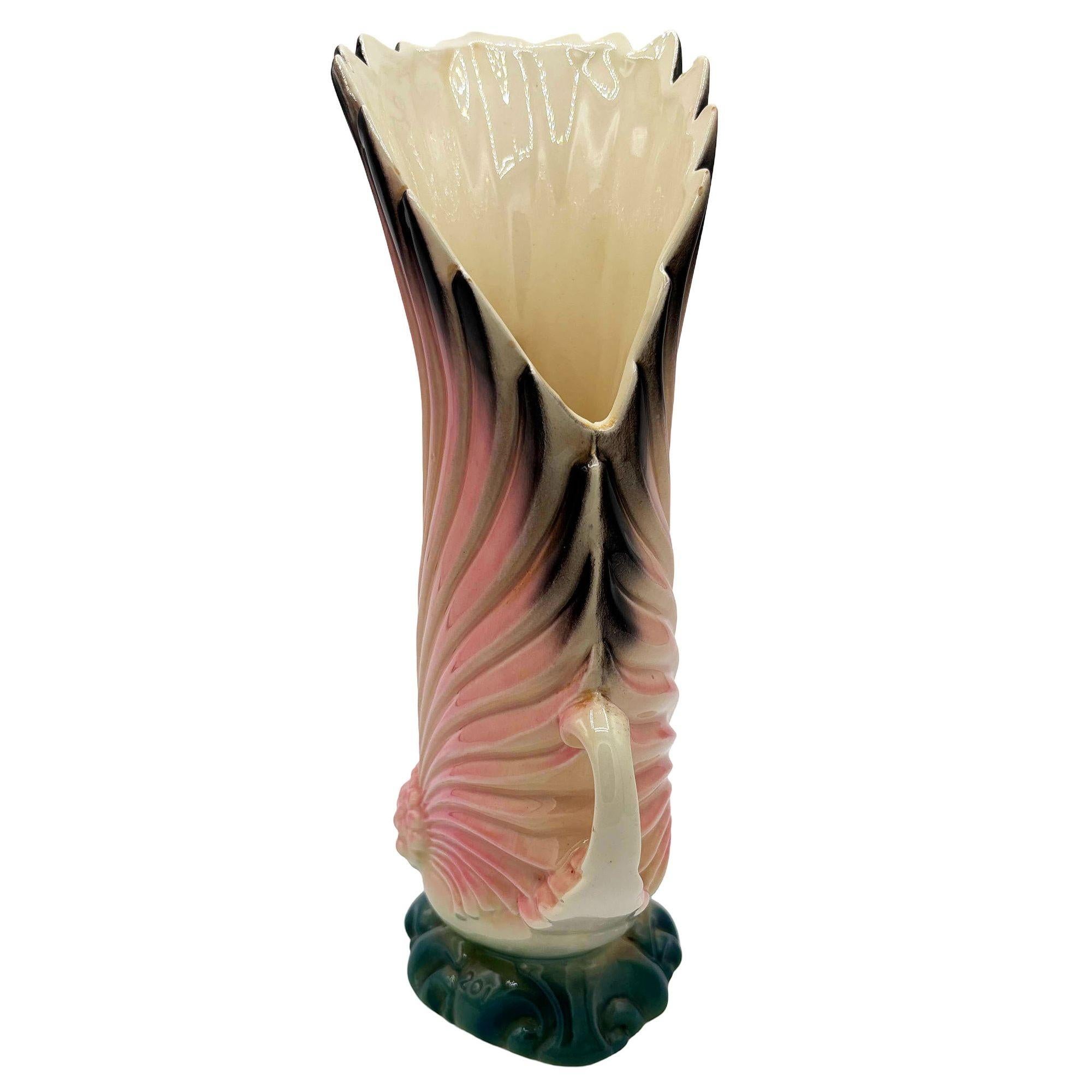 Frühe Mitte des Jahrhunderts Rosa & Schwarz Keramik Schwan Blume Tischvase von Maddux (Moderne der Mitte des Jahrhunderts) im Angebot