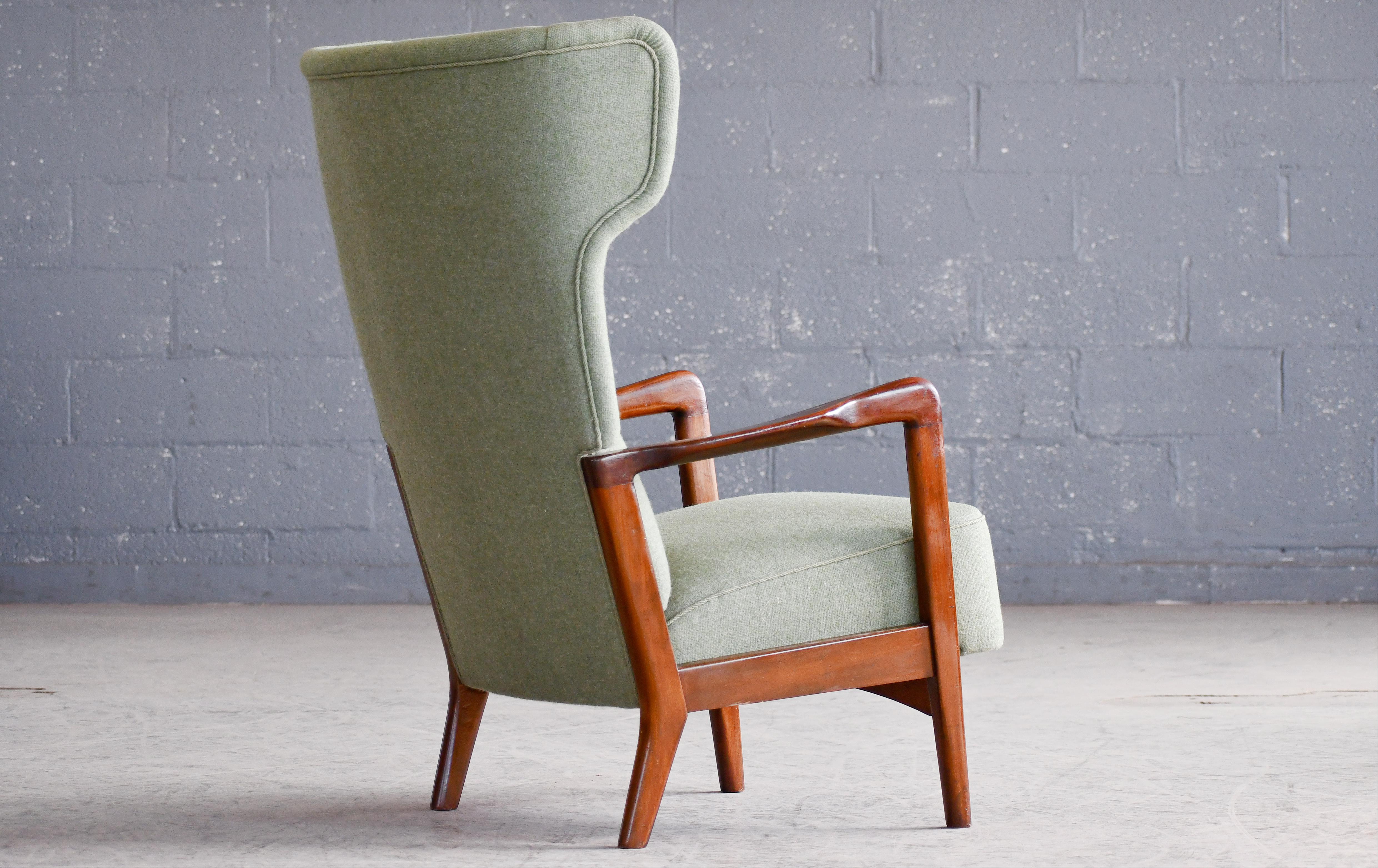Mid-Century Modern Early Mid-Century Soren Hansen for Fritz Hansen Wingback Lounge Chair 