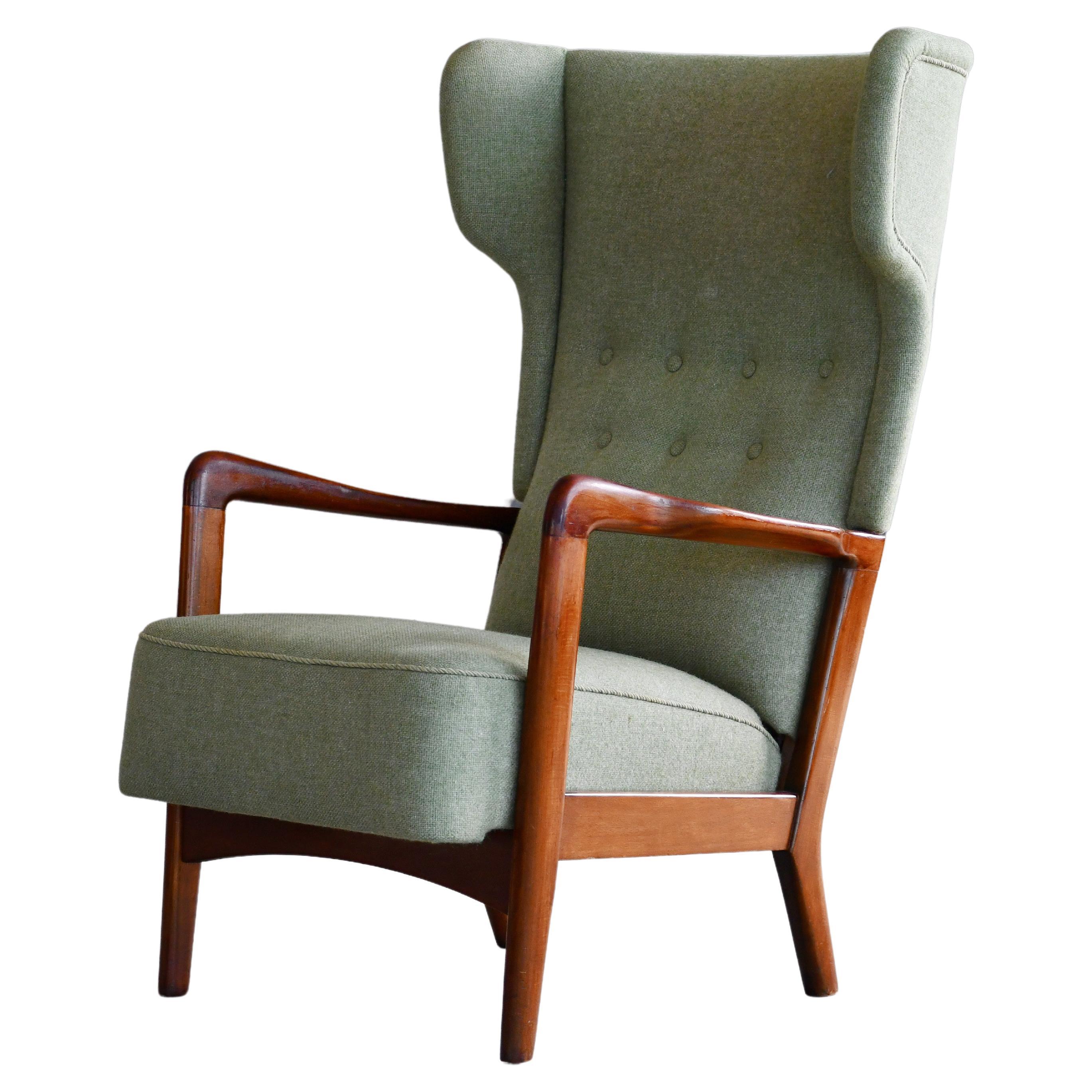 Early Mid-Century Soren Hansen for Fritz Hansen Wingback Lounge Chair 