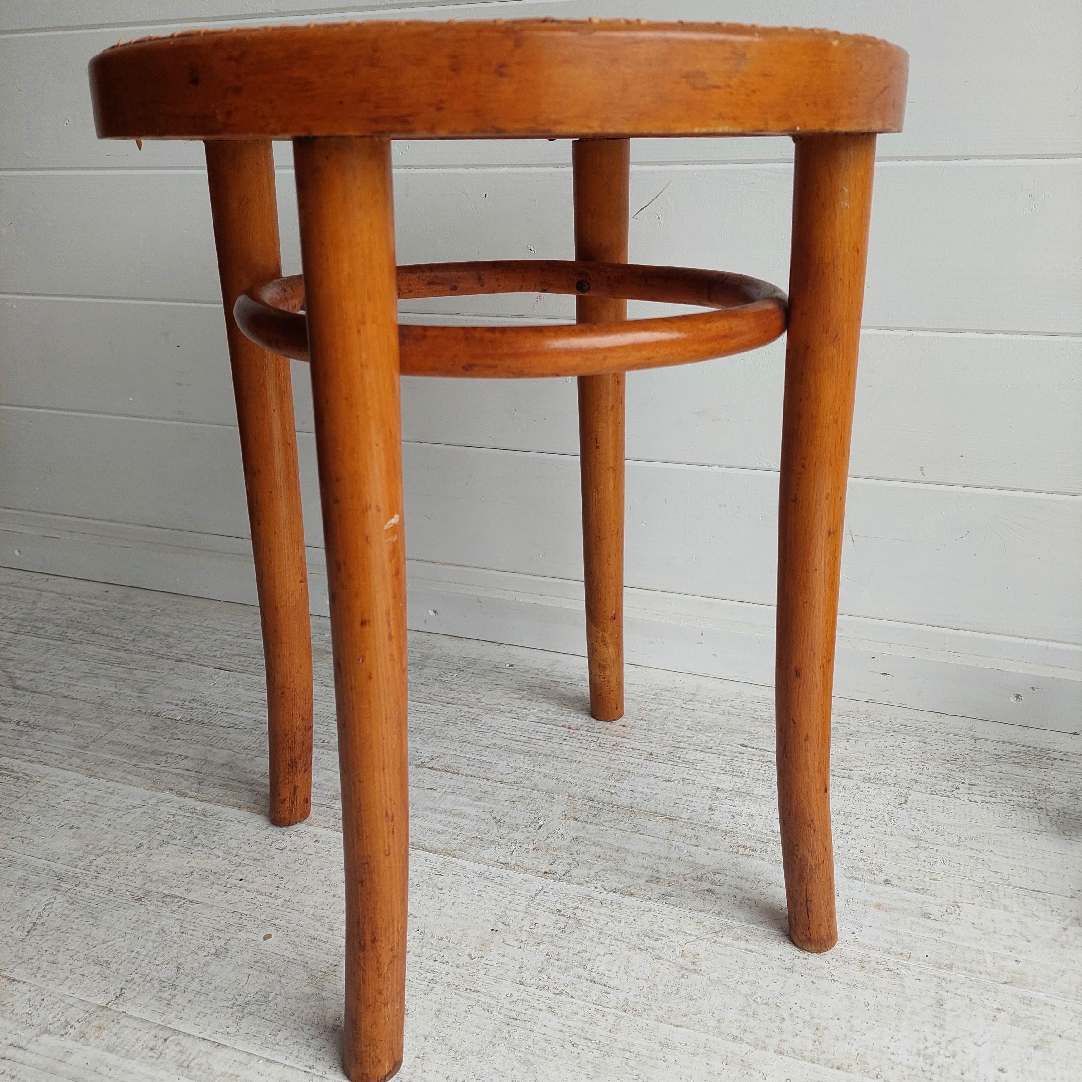 Early Mid Century Thonet style stool model 4601, 1930s 40s For Sale 3