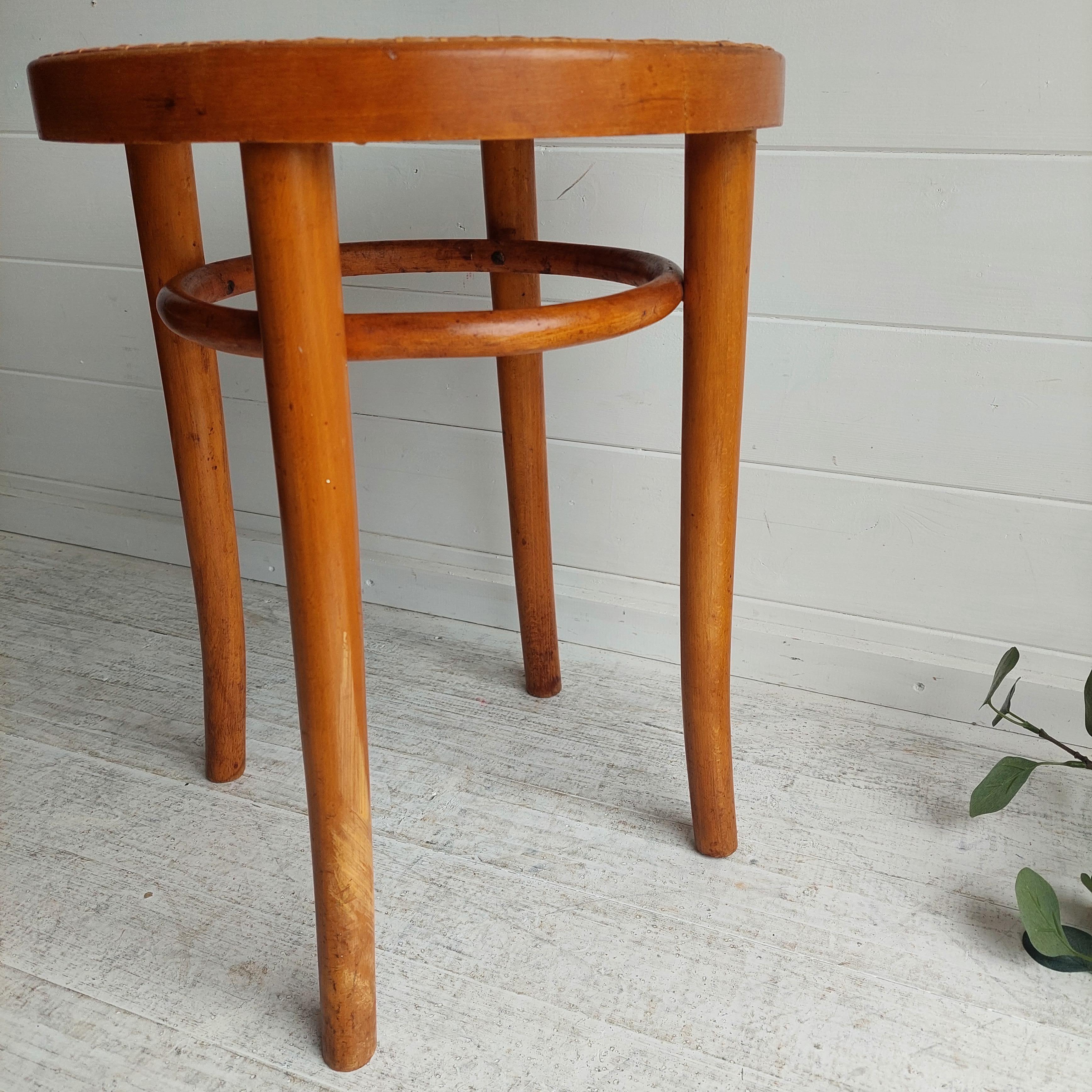 Early Mid Century Thonet style stool model 4601, 1930s 40s For Sale 5