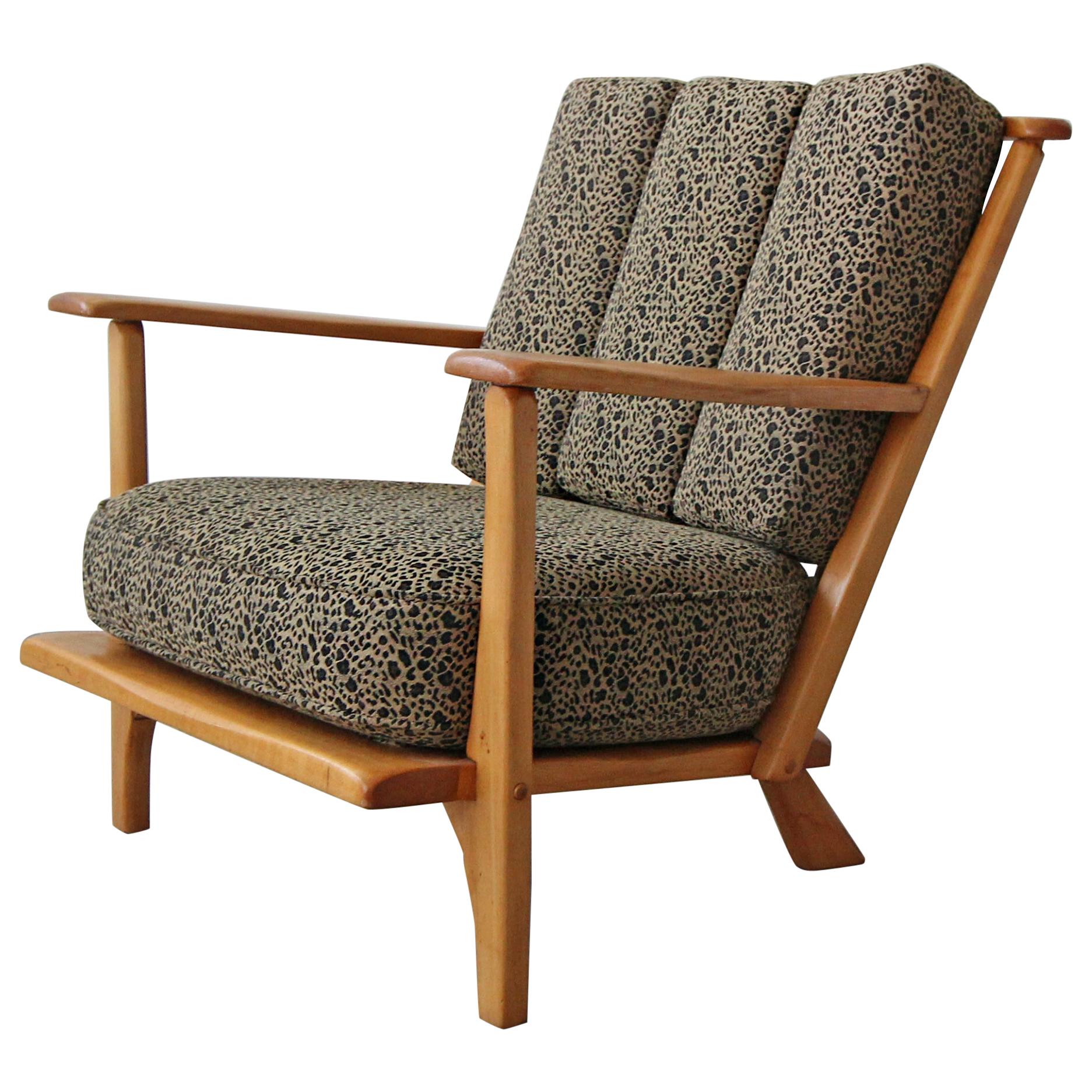 Early Midcentury Craftsman Style Maple Lounge Chair by Cushman