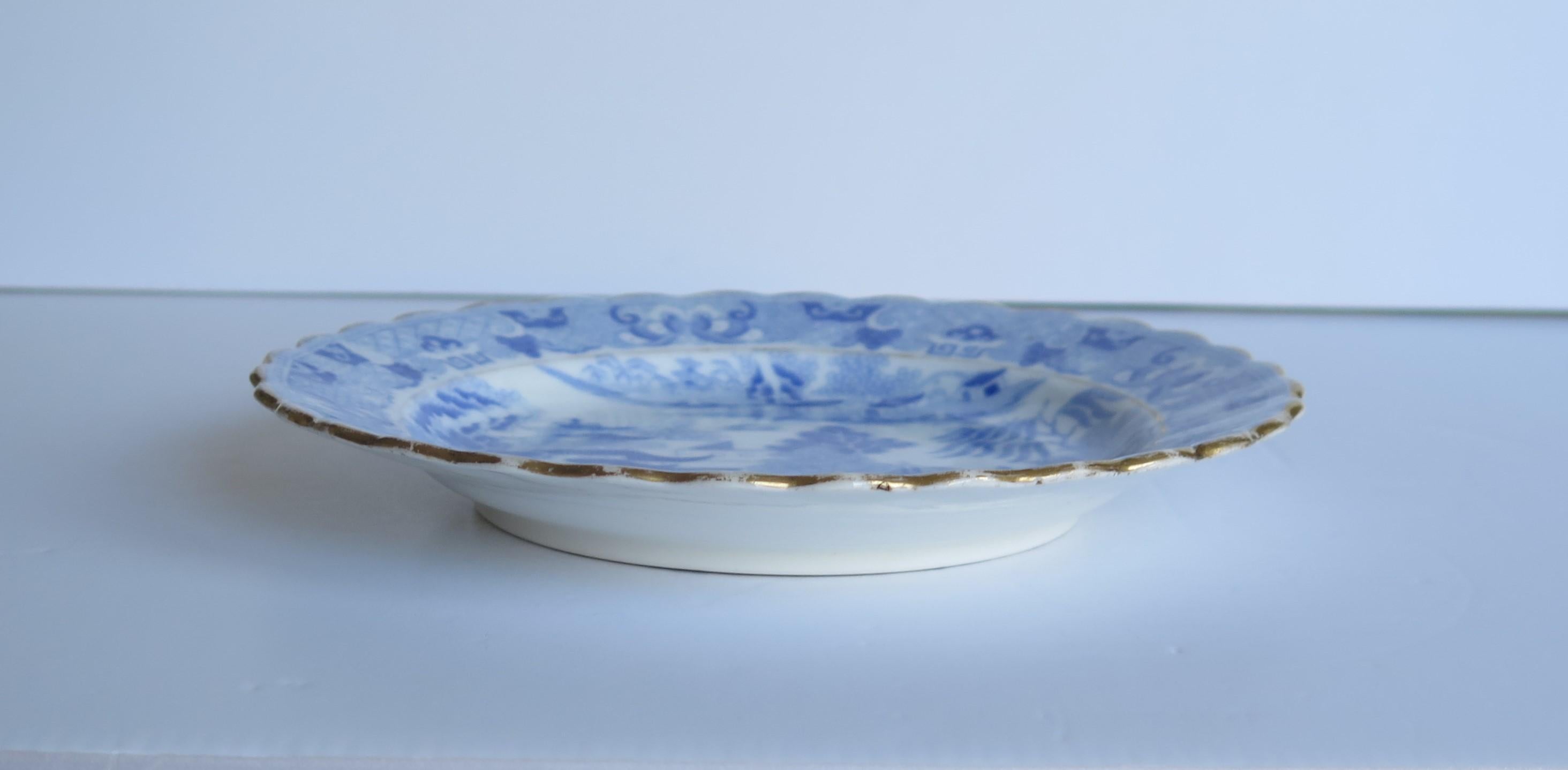 Early Miles Mason Desert Dish or Plate Blue and White Boy at the Door Pattern In Good Condition In Lincoln, Lincolnshire