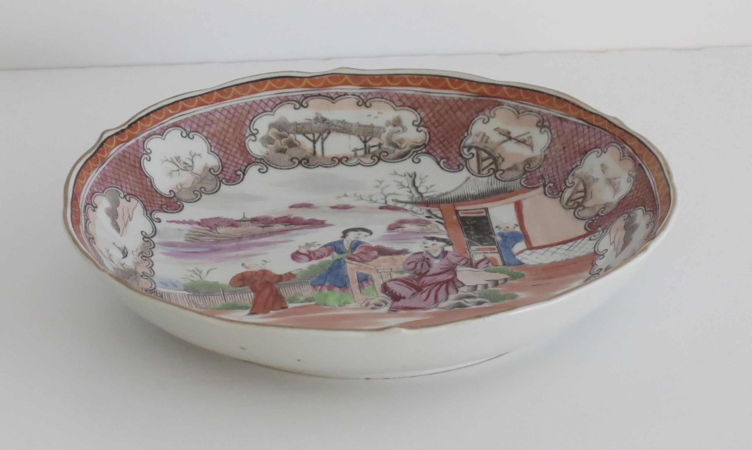 Early Miles Mason Saucer Dish Porcelain Boy at Door Pattern, circa 1805 For Sale 1