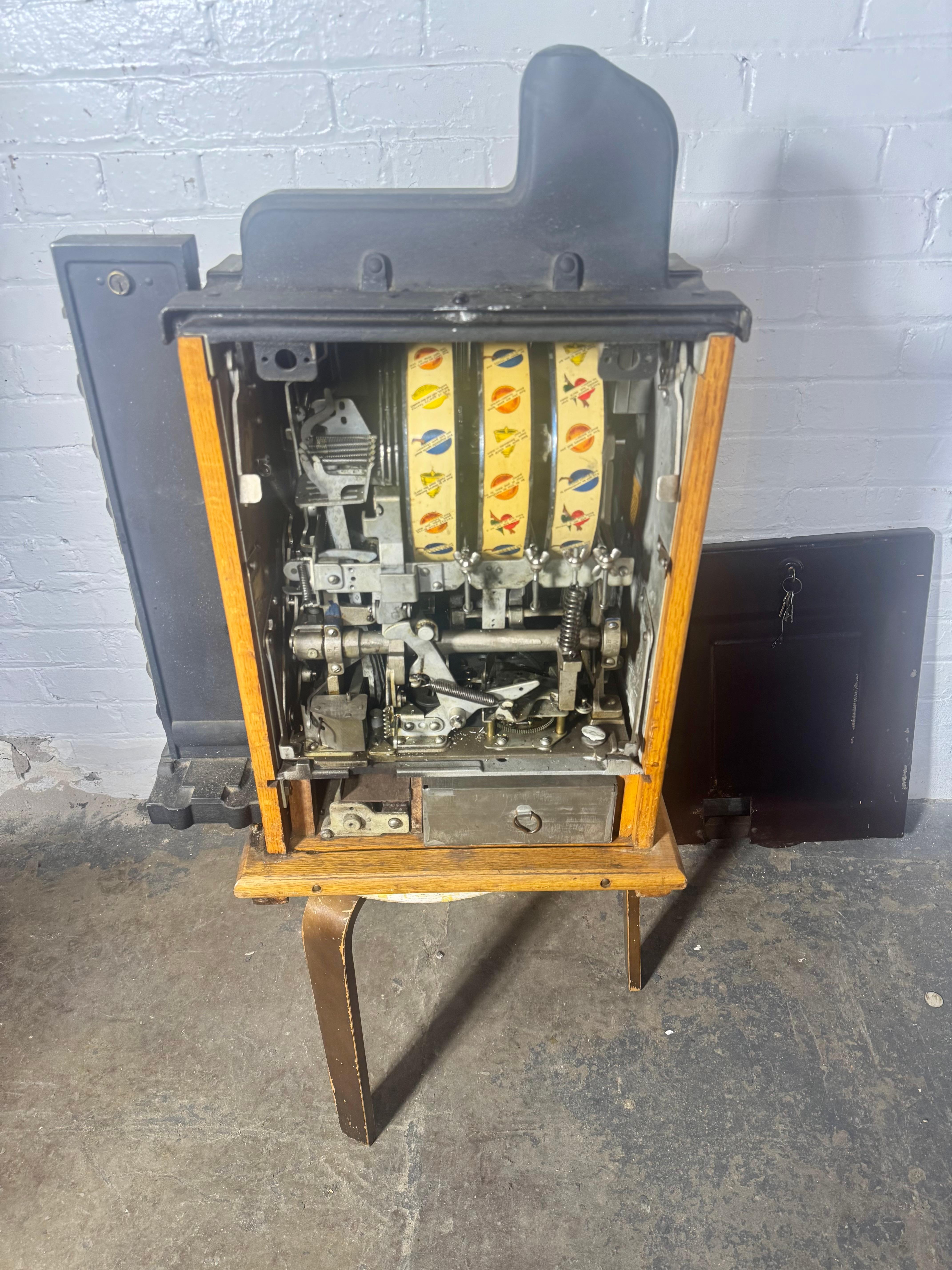 Alluminio Slot machine con fronte del castello dei primi Mills con gettoni d'oro/dispensatore di gomme in vendita