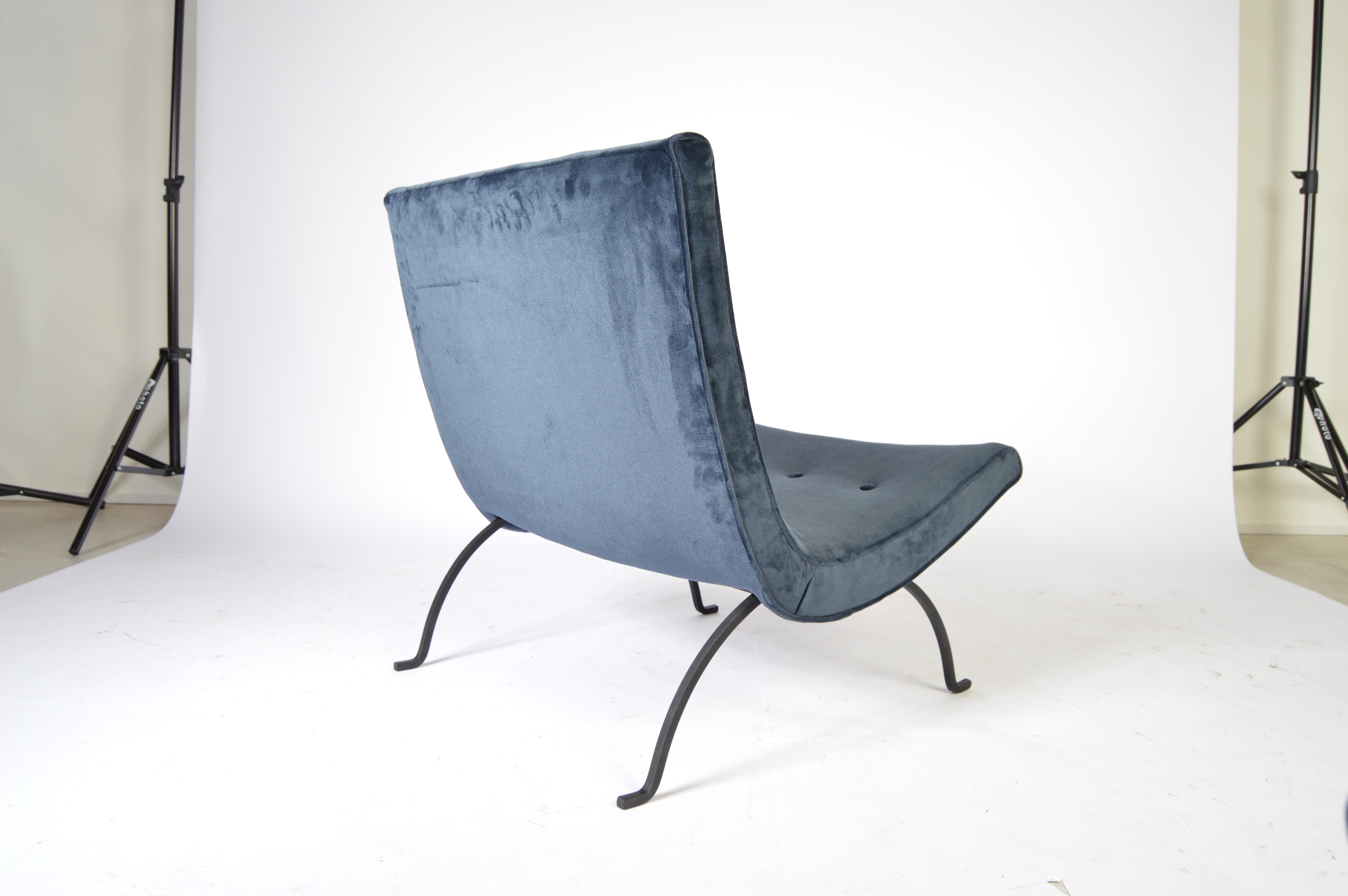 Mid-Century Modern Early Milo Baughman Scoop Lounge Chair with Velvet Upholstery, circa 1950