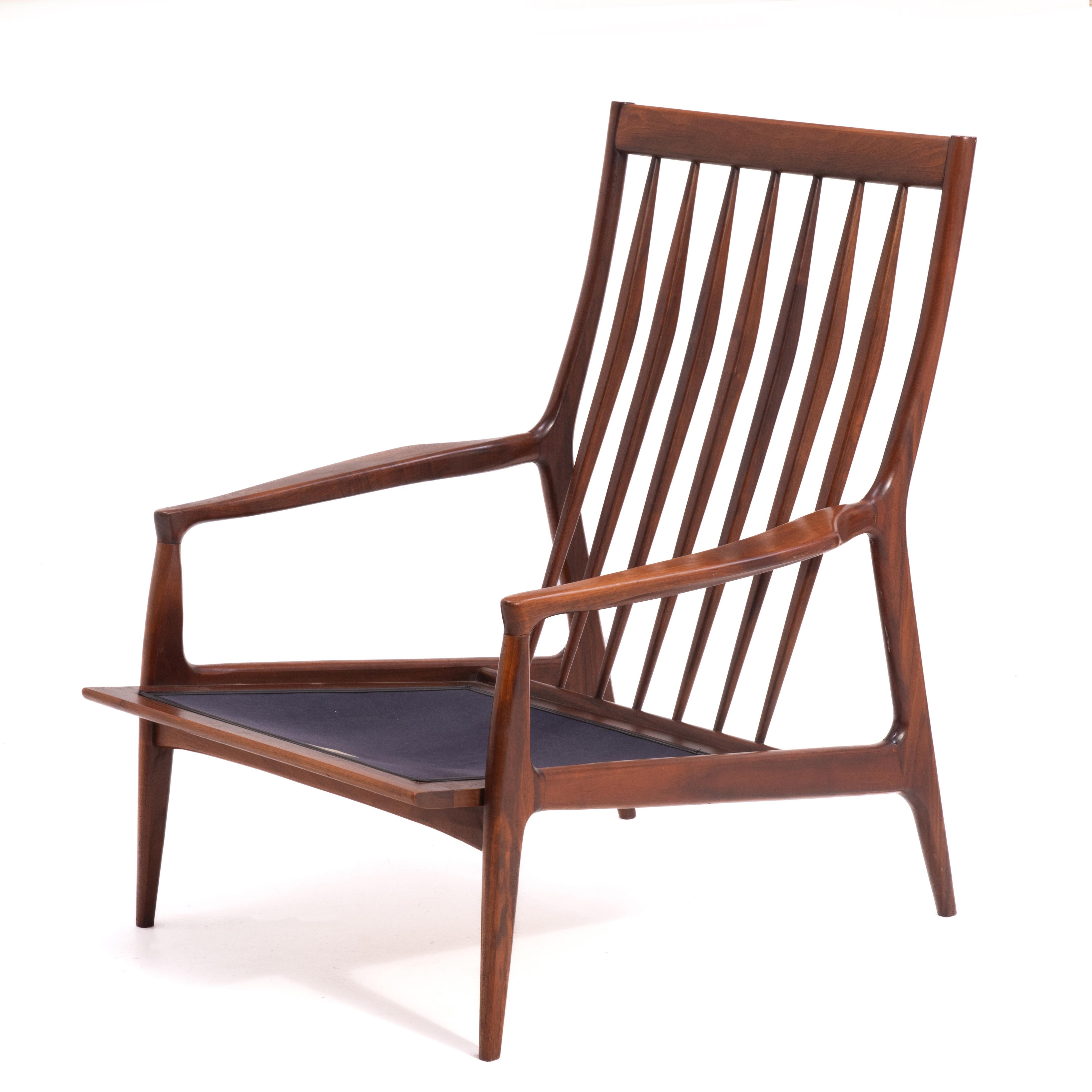 An early Milo Baughman for Thayer Coggin Lounge Chair fresh from a local estate. An all original time capsule in incredible condition, not perfect, but pretty close! The chair retains the remnant of the Milo Baughman for Thayer Coggin label.