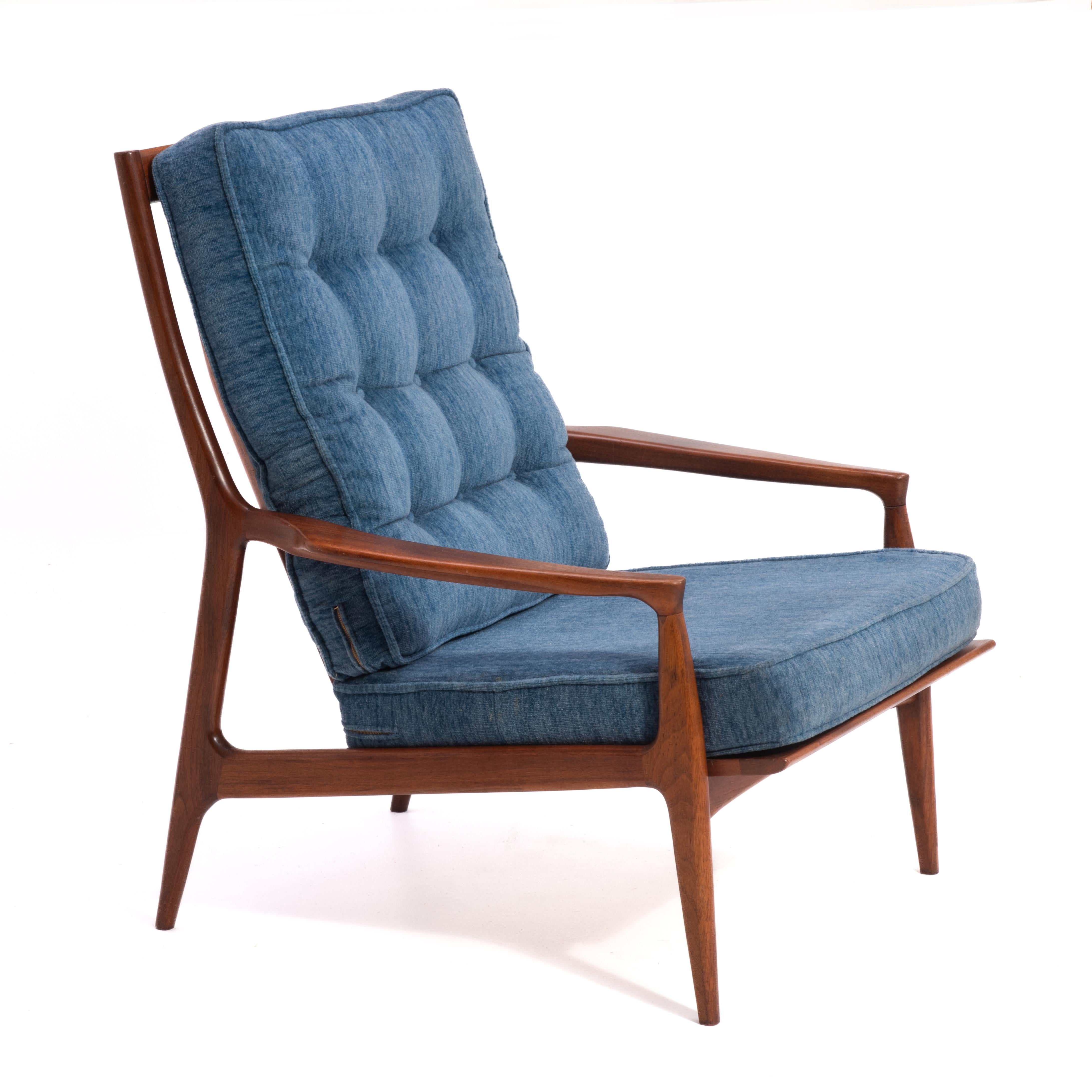 Early Milo Baughman Thayer Coggin Walnut Spindled Lounge Chair Signed 1