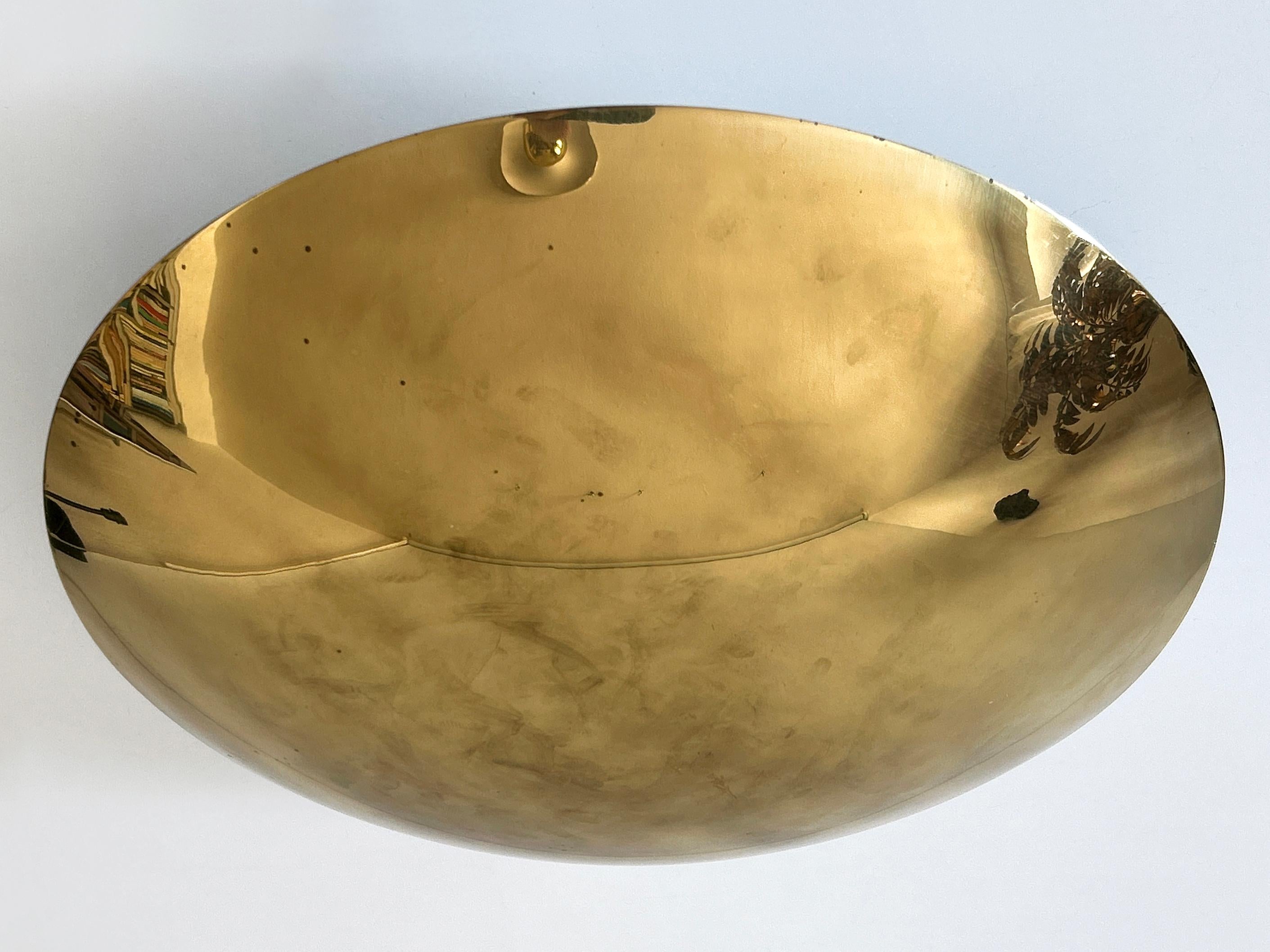 Lampada da incasso o scendiletto in ottone di Florian Schulz Germania anni '60 in vendita 3