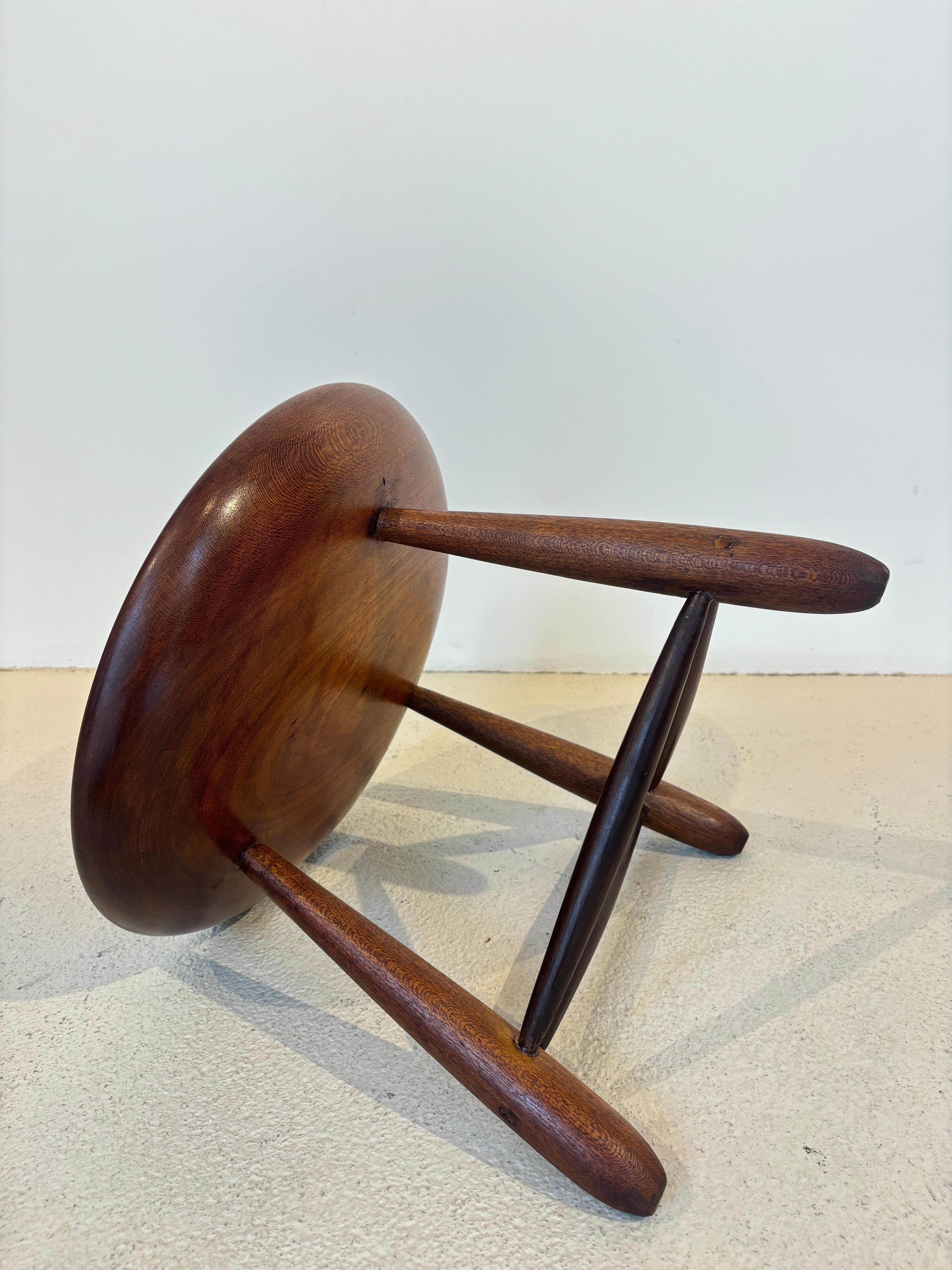 Tabouret mocho primitif de Sergio Rodrigues en vente 4