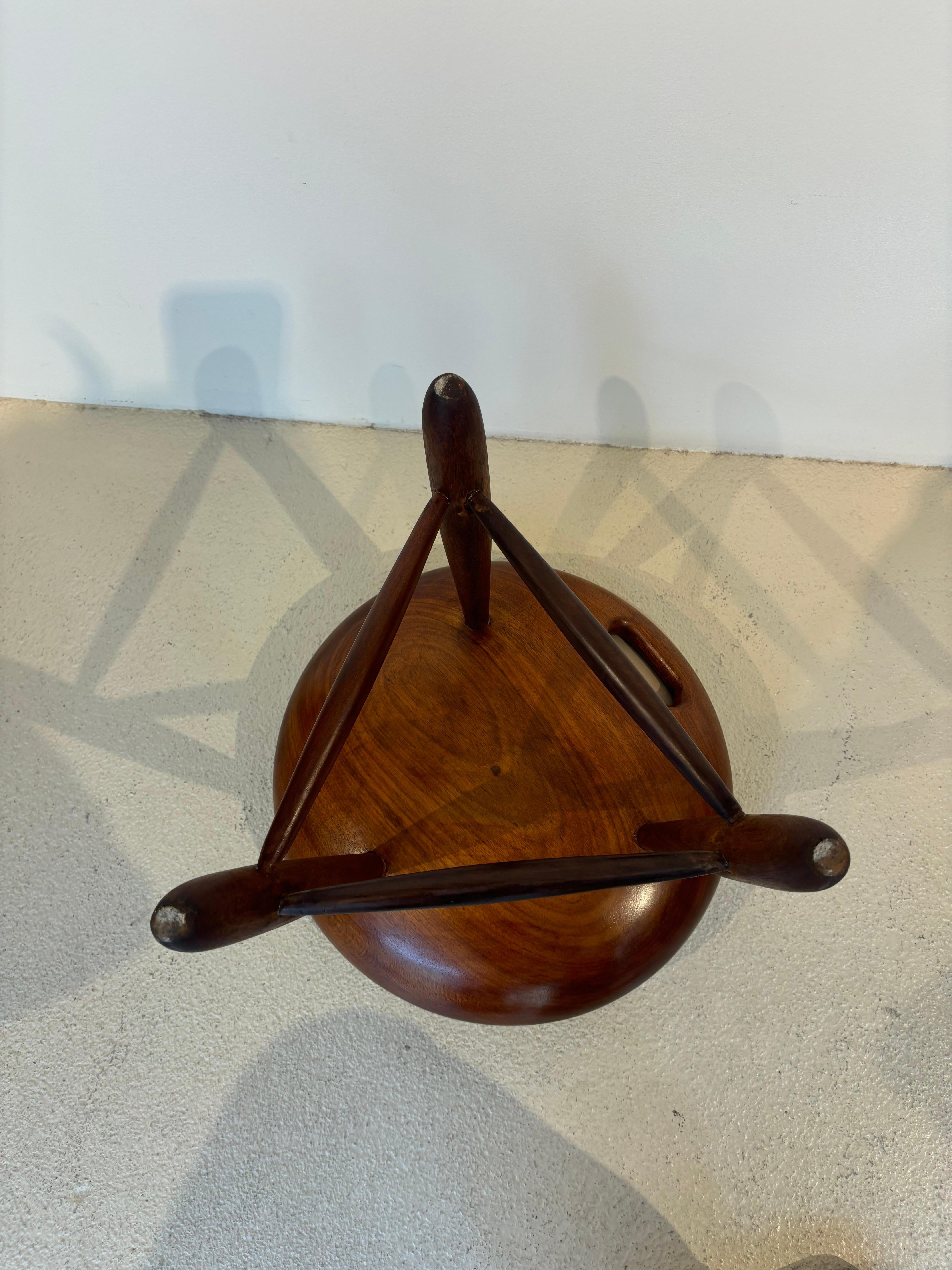Tabouret mocho primitif de Sergio Rodrigues en vente 7