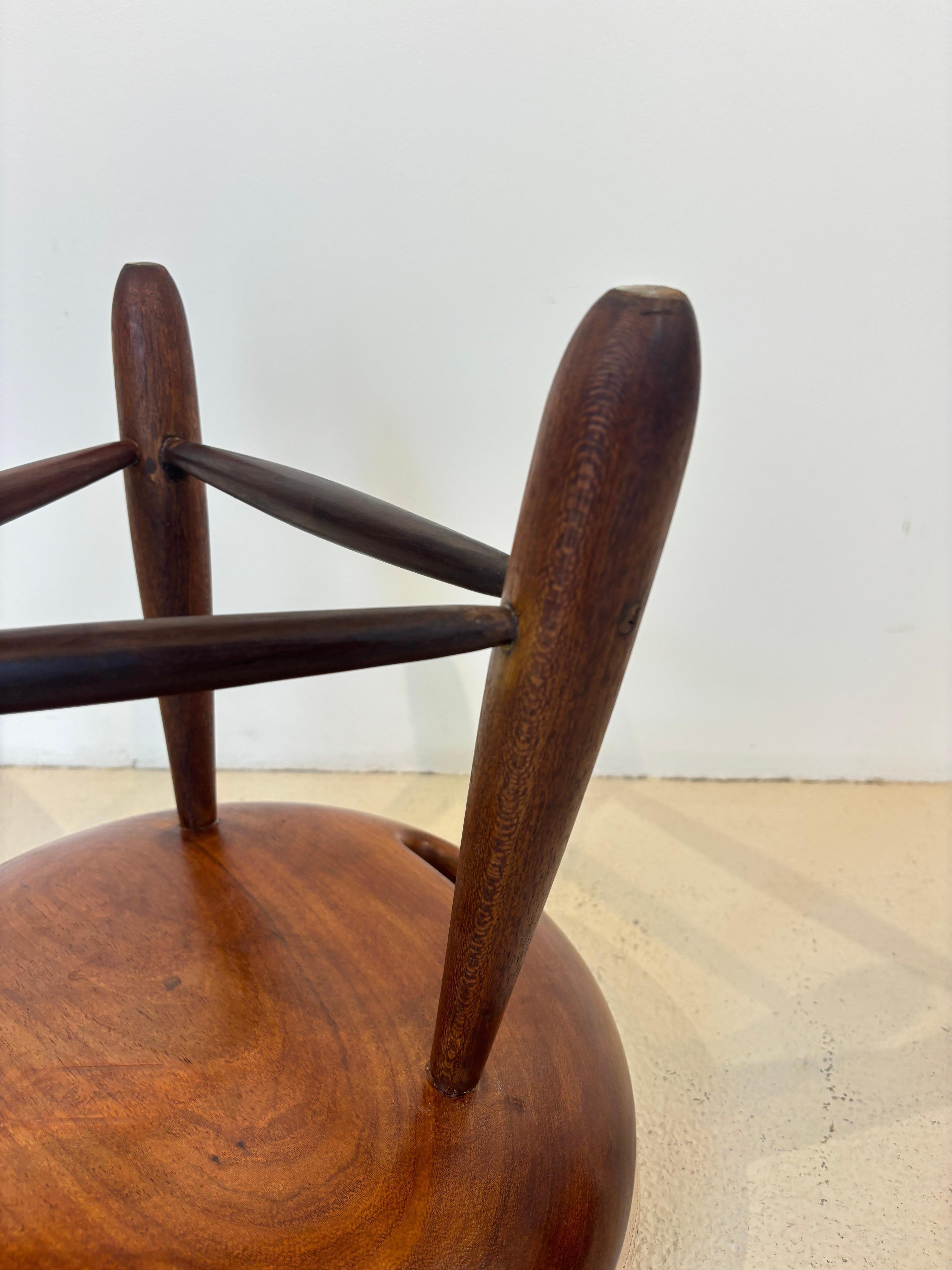 Tabouret mocho primitif de Sergio Rodrigues en vente 8