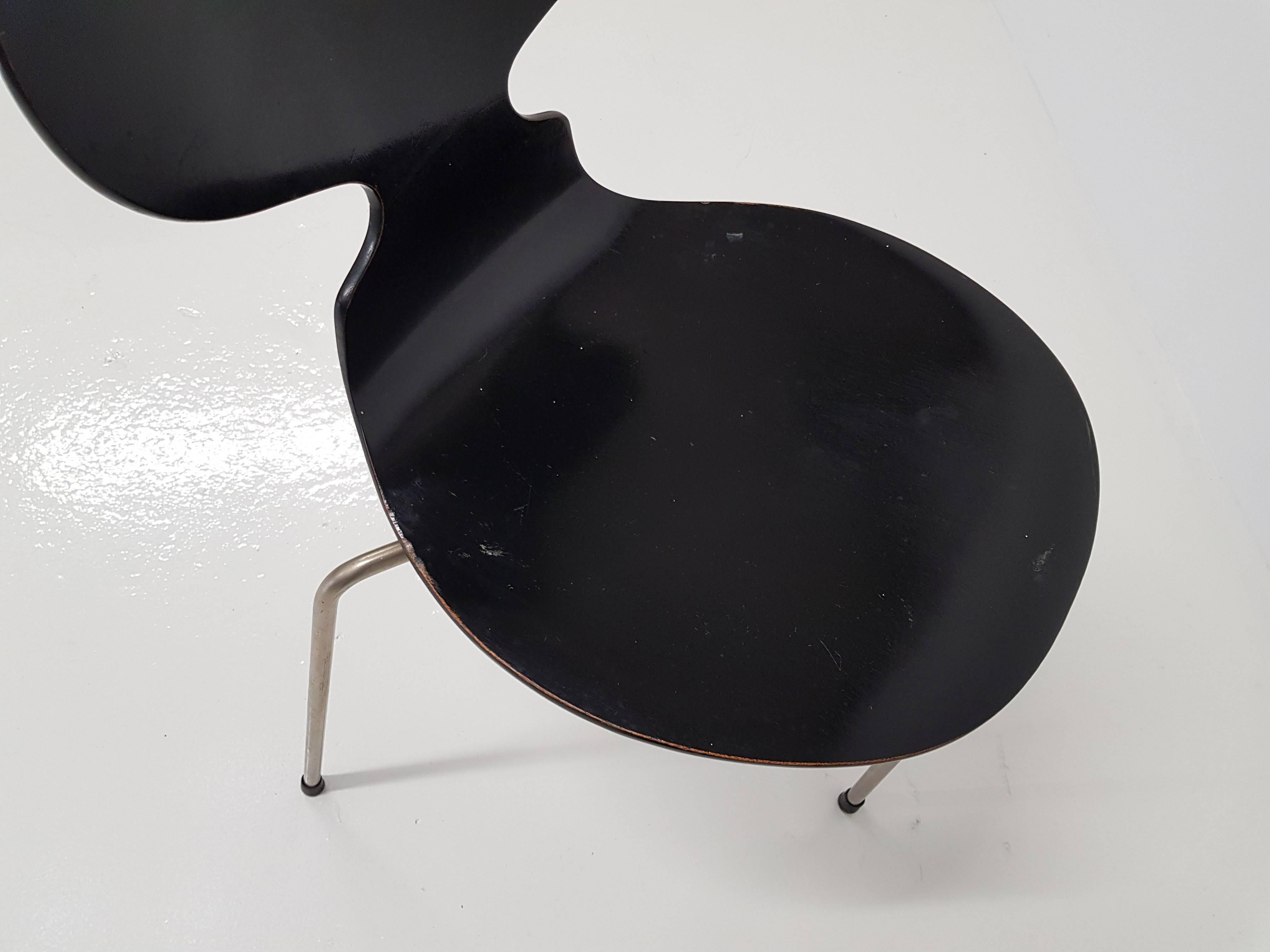 Early Model 3100 'Ant' Chairs by Arne Jacobsen for Fritz Hansen Designed in 1952 5