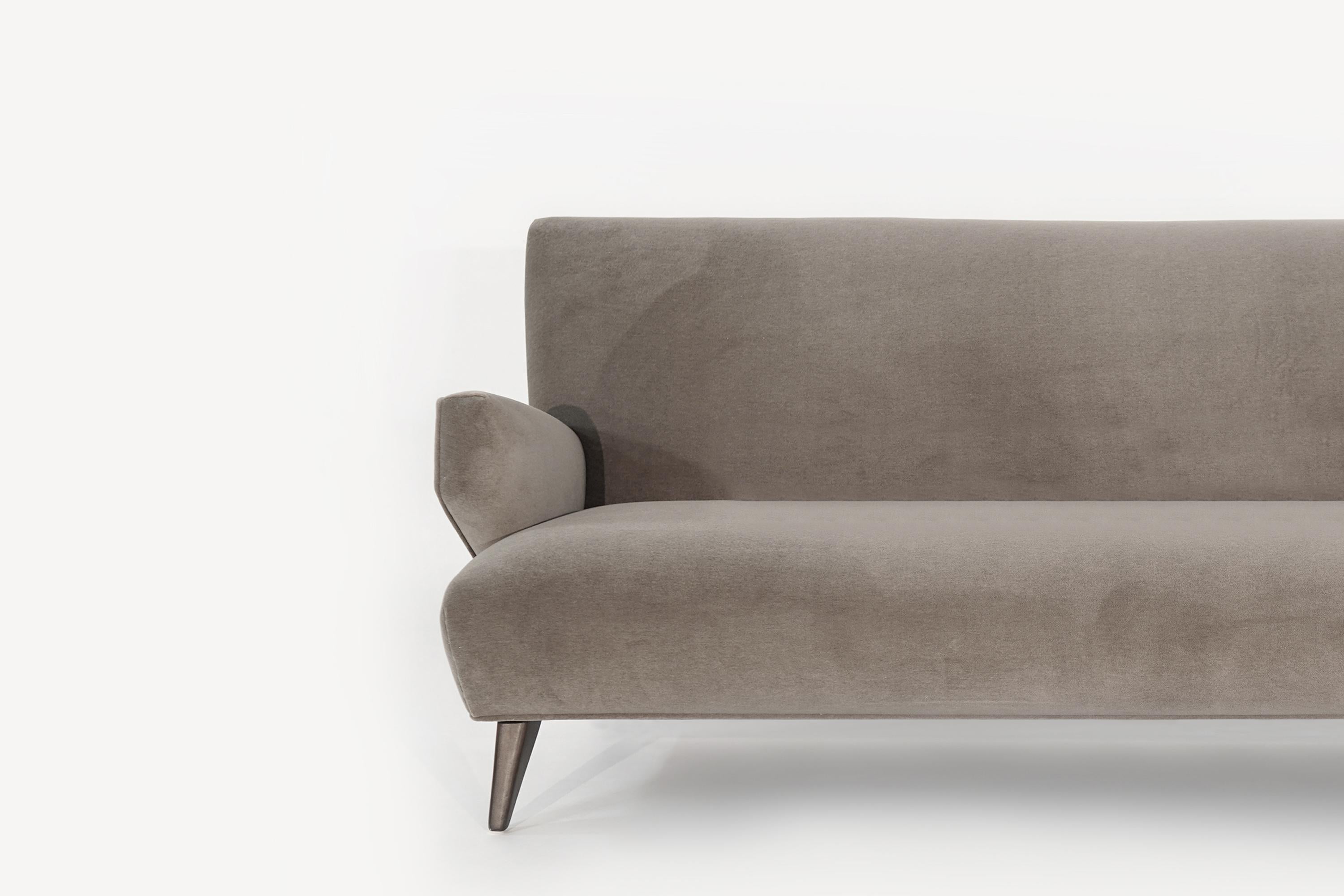 Early Model 37 Sofa by Jens Risom for Knoll in Mohair, 1950s 1