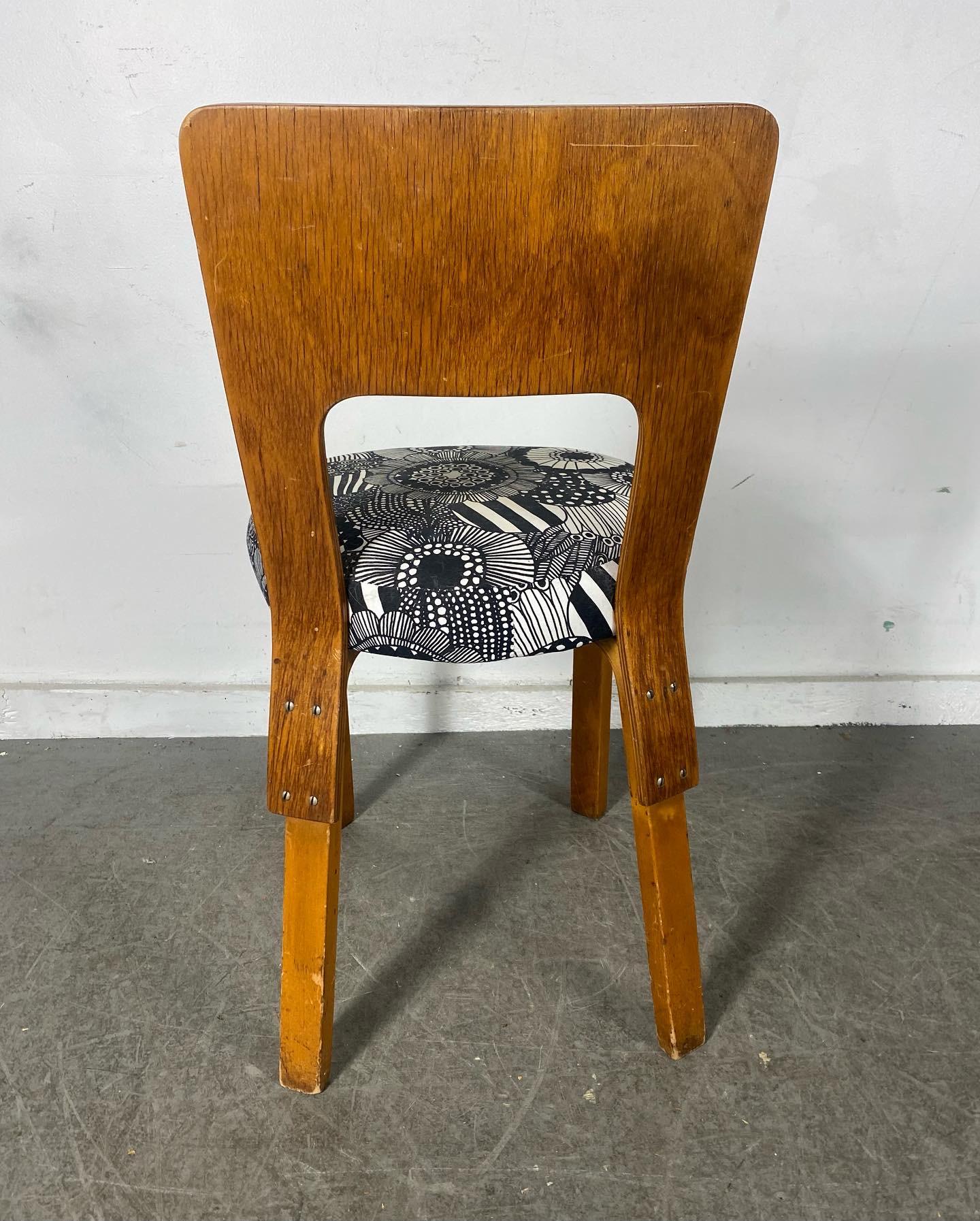 Bauhaus Early Model 65 Chair by Alvar Aalto, ,  For Sale