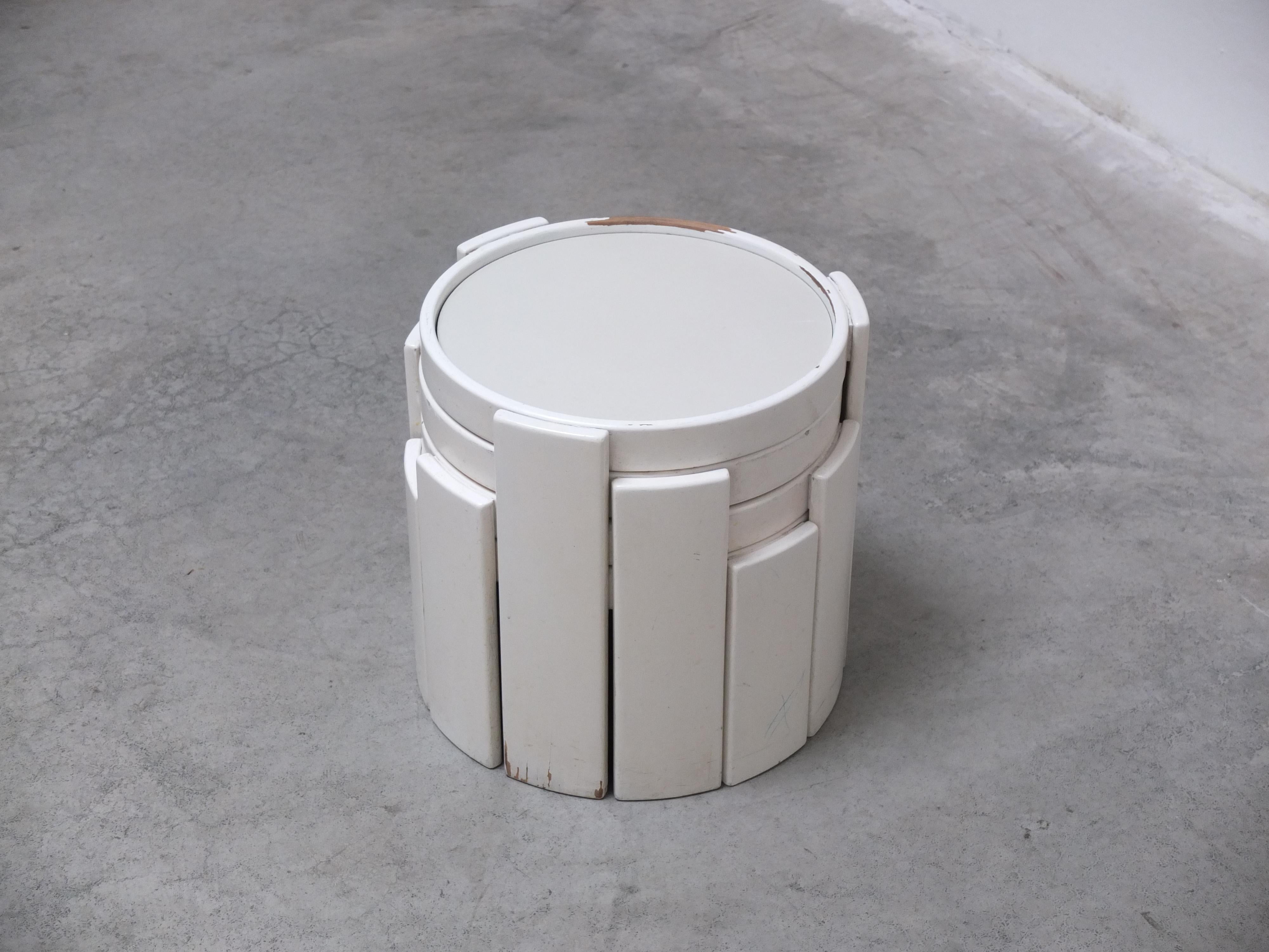 Stratifié Tables d'appoint empilables « Modèle 780 » de Gianfranco Frattini pour Cassina, 1966 en vente