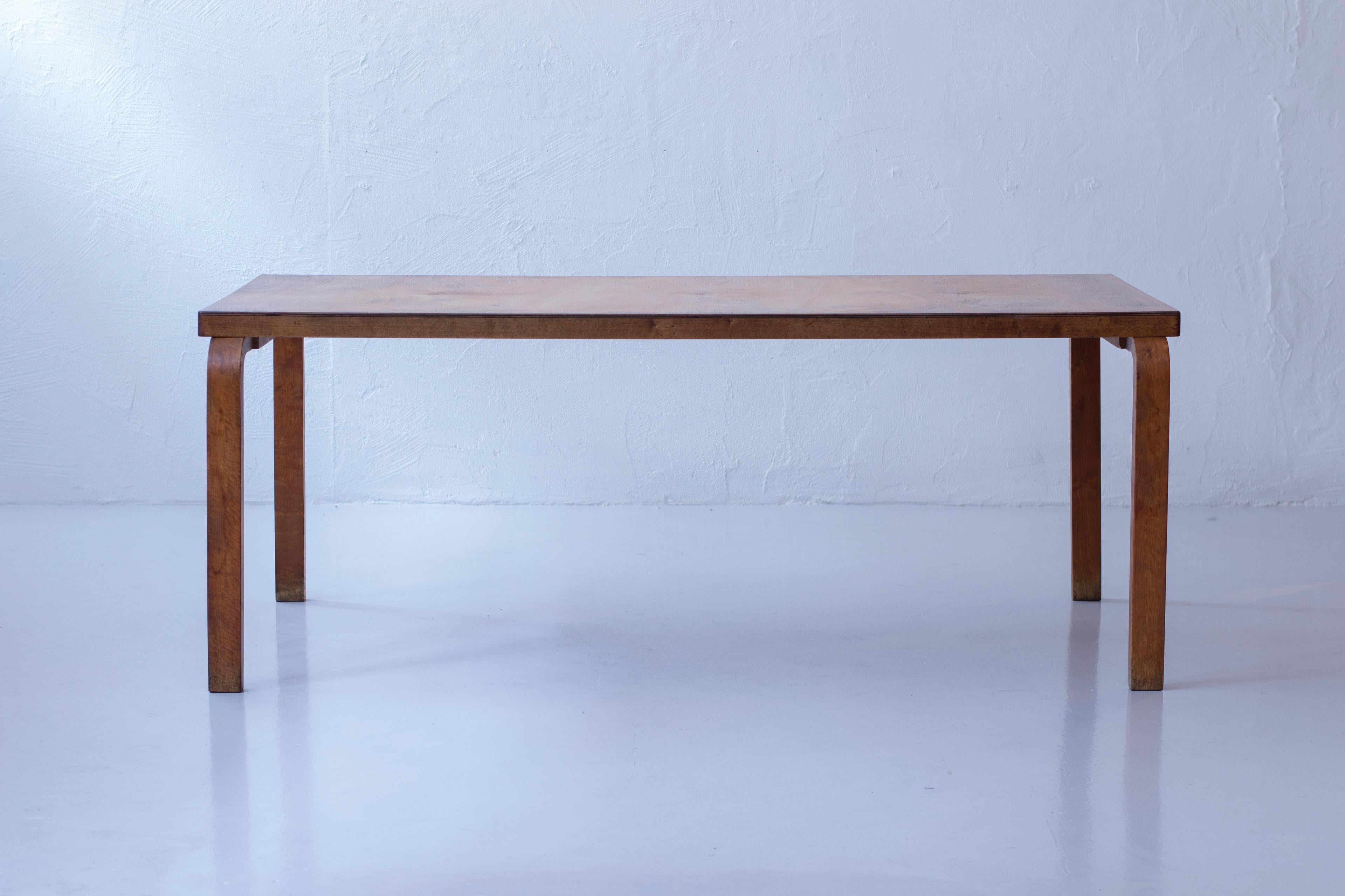 Birch Early model 83 birch dining table by Alvar Aalto, Finland, 1930s For Sale