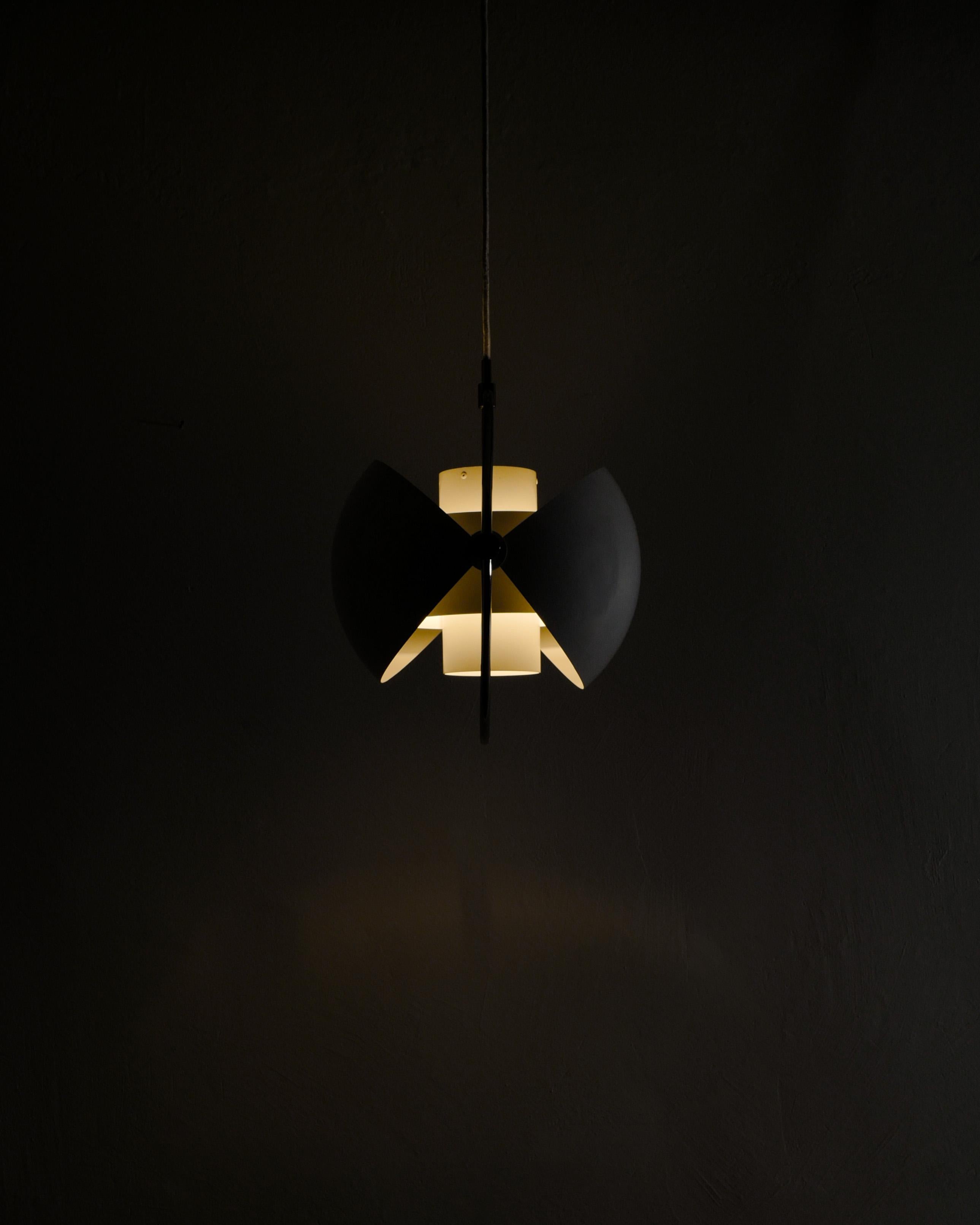 Metà XX secolo Lampada da soffitto a sospensione 