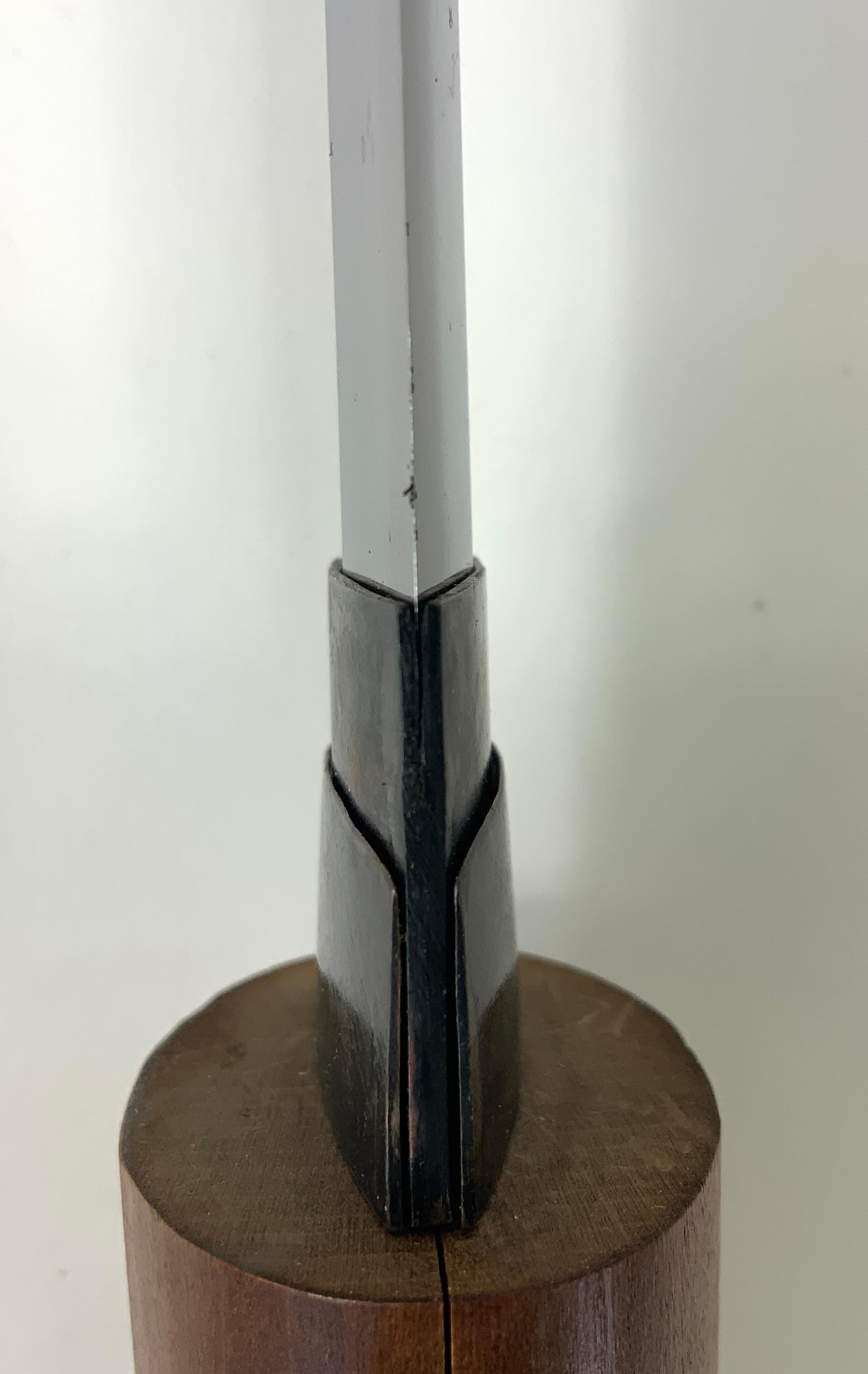 18th Century and Earlier Early Muromachi Period Samurai Naoe Shizu Katana with Papers, 14th Century For Sale