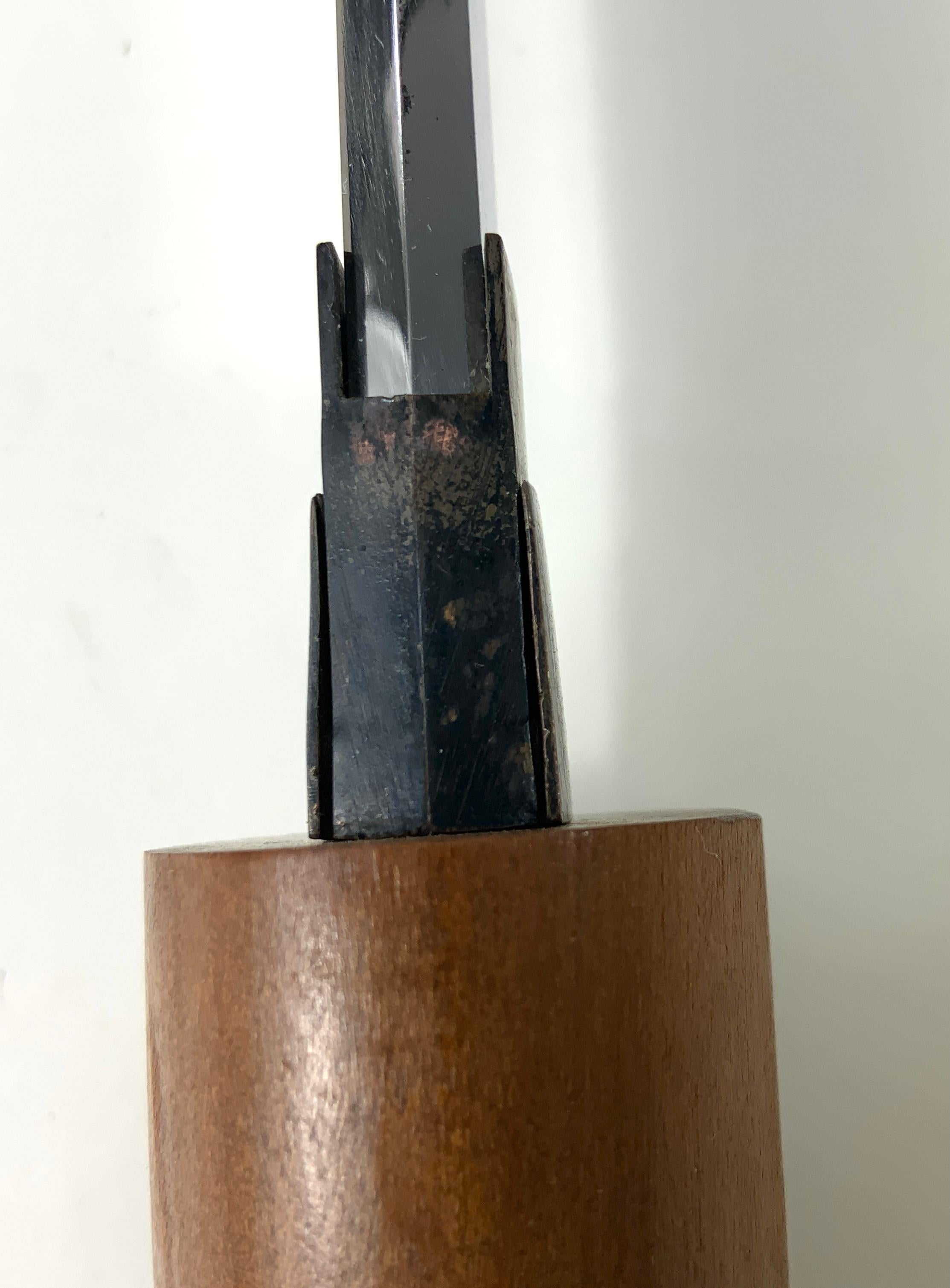 Metal Early Muromachi Period Samurai Naoe Shizu Katana with Papers, 14th Century For Sale