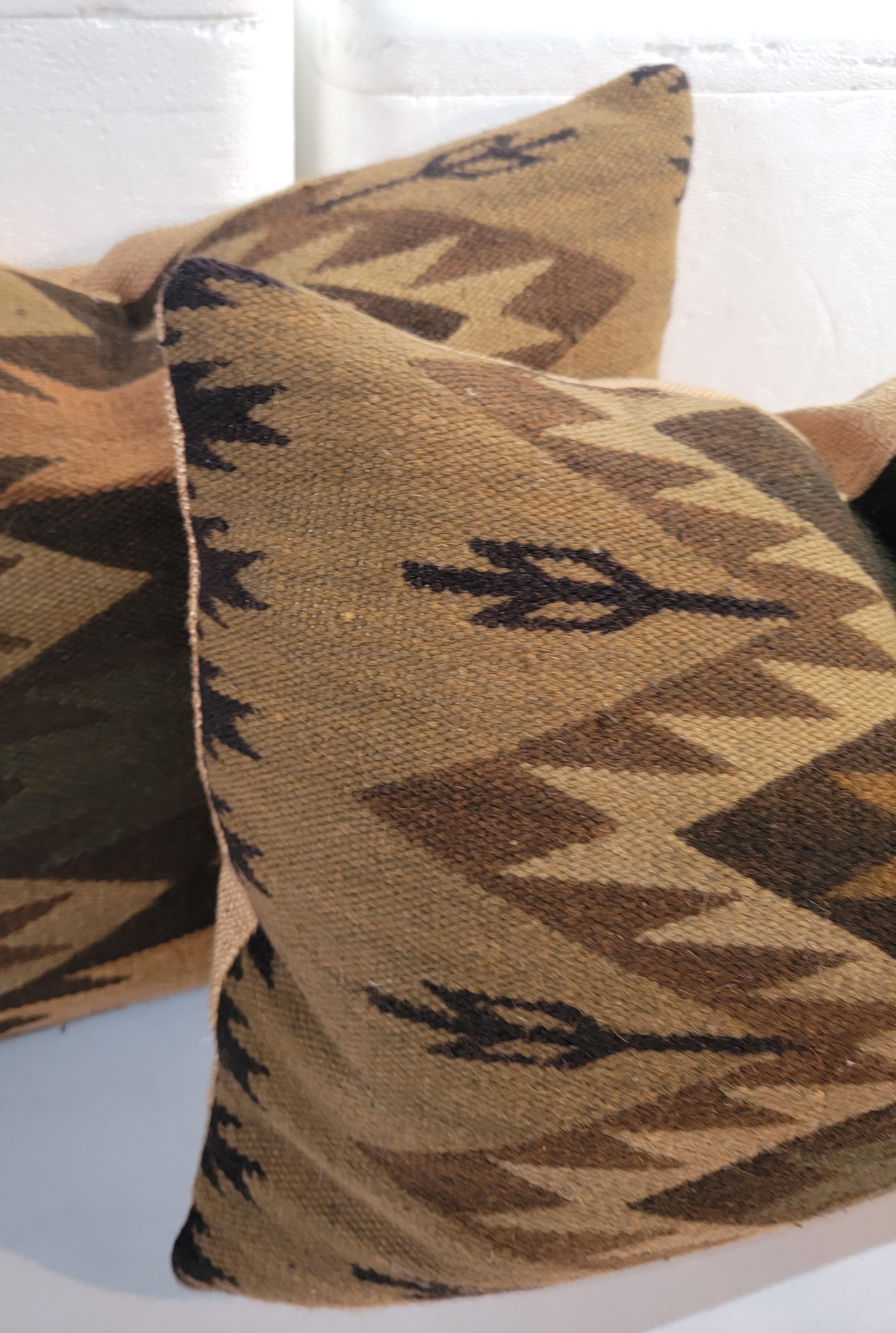 Early Navajo Indian Weaving Bolster Pillows, Pair In Good Condition For Sale In Los Angeles, CA