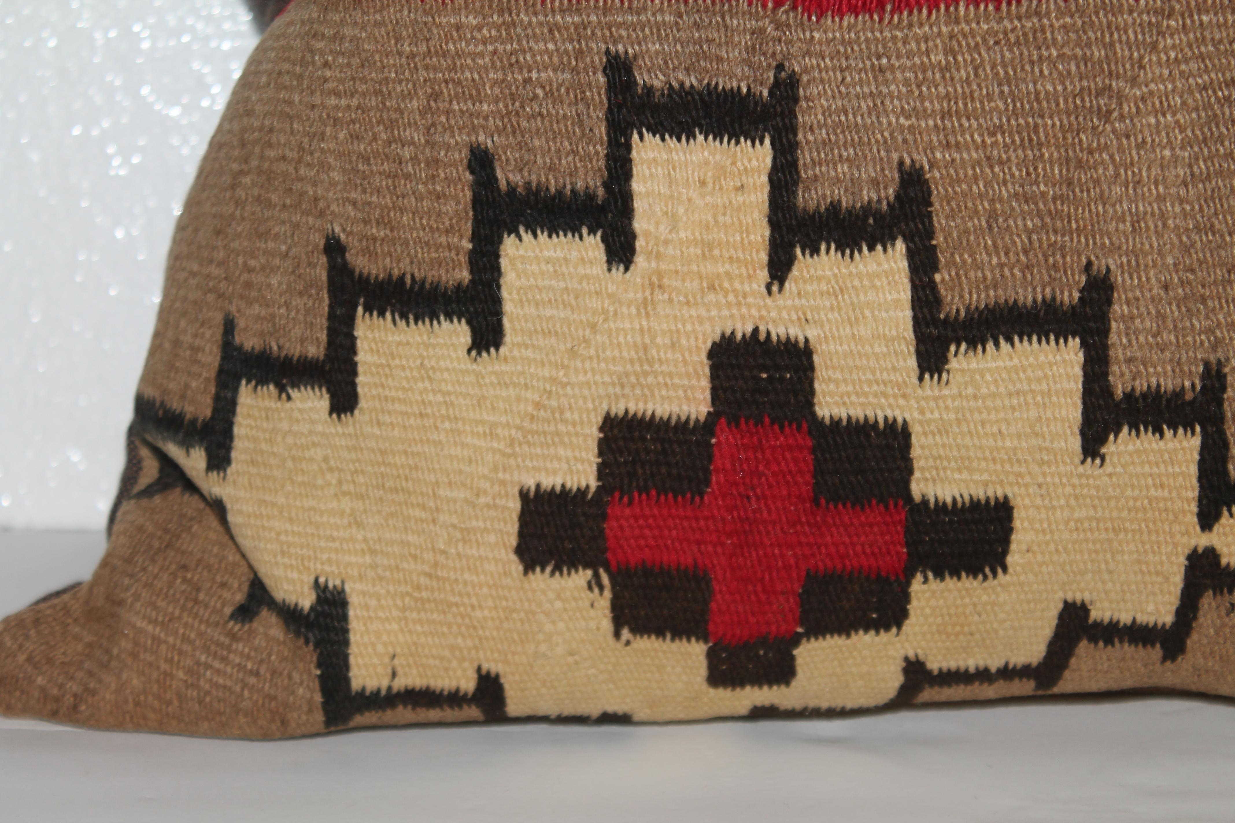 Early Navajo Indian Weaving Pillows, Pair In Good Condition In Los Angeles, CA