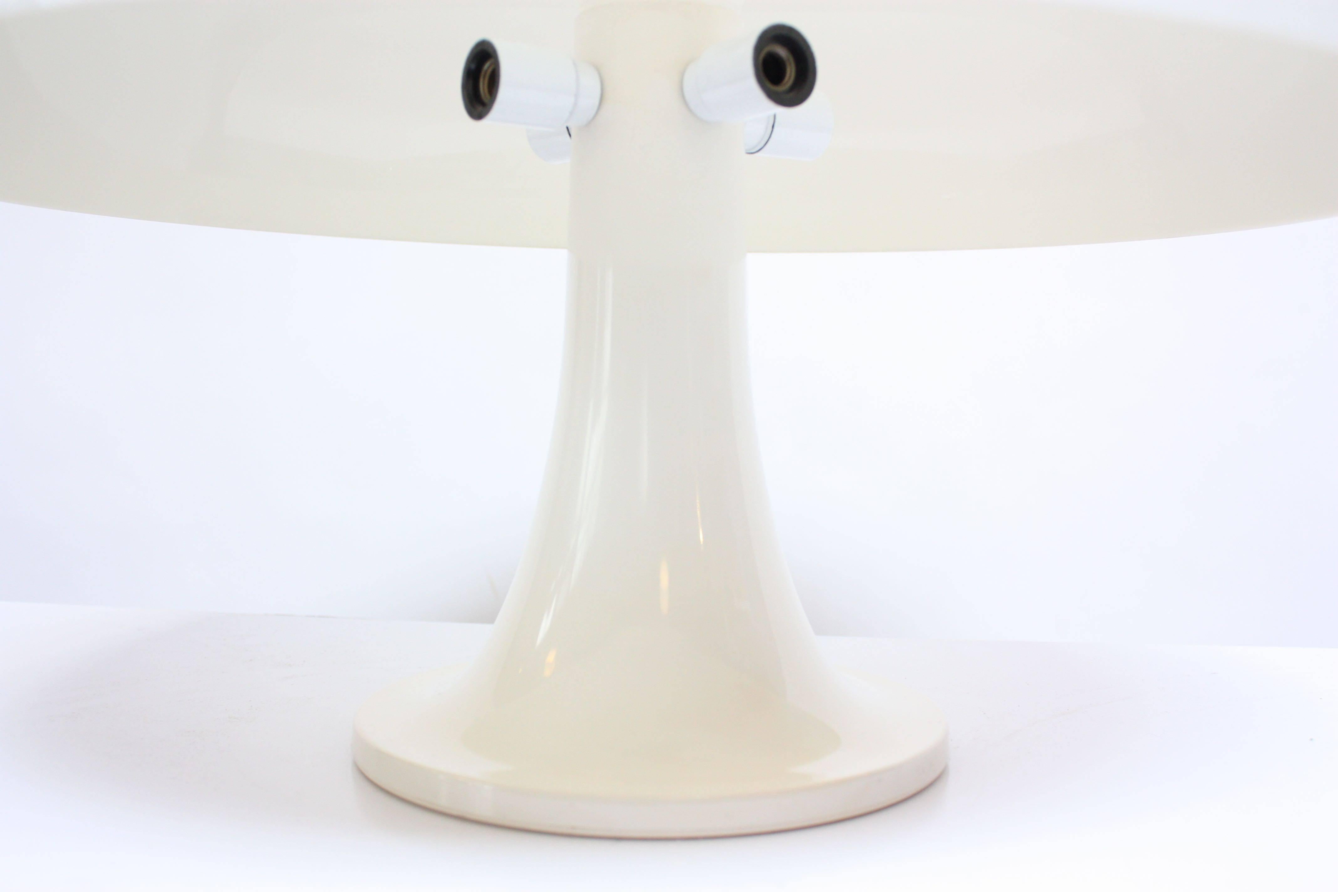 Mid-Century Modern Early 'Nesso' Table Lamp Designed by Giancarlo Mattioli for Artemide