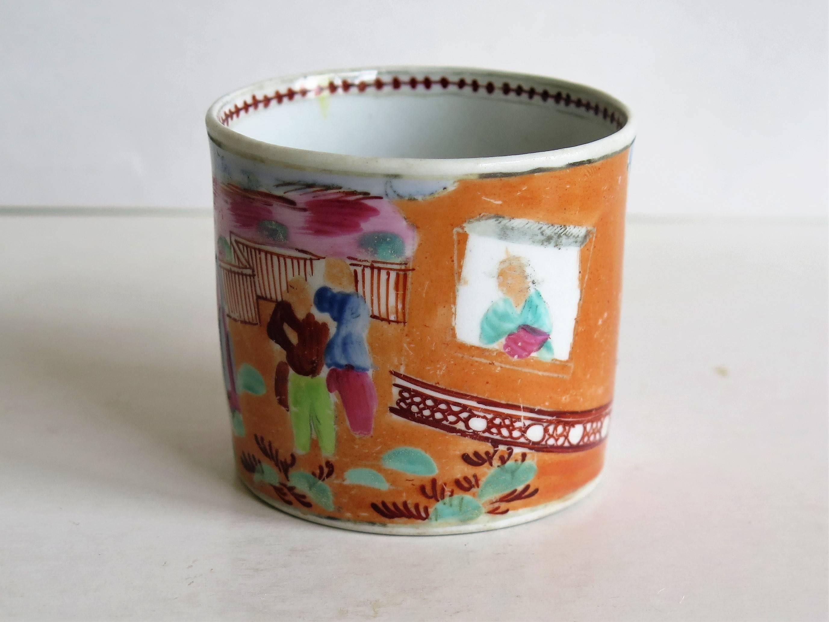 Hand-Painted Early New Hall Porcelain Coffee Can Boy in Window Pattern No. 425, circa 1810