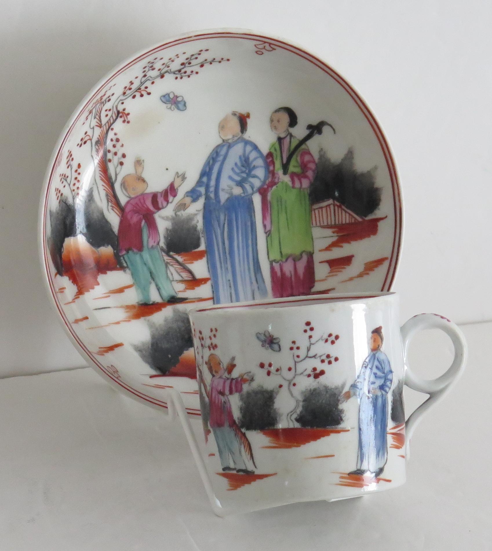 Chinoiseries Canne à café et soucoupe en porcelaine du début de la série Early New Hall à motif chinois 421, vers 1800 en vente