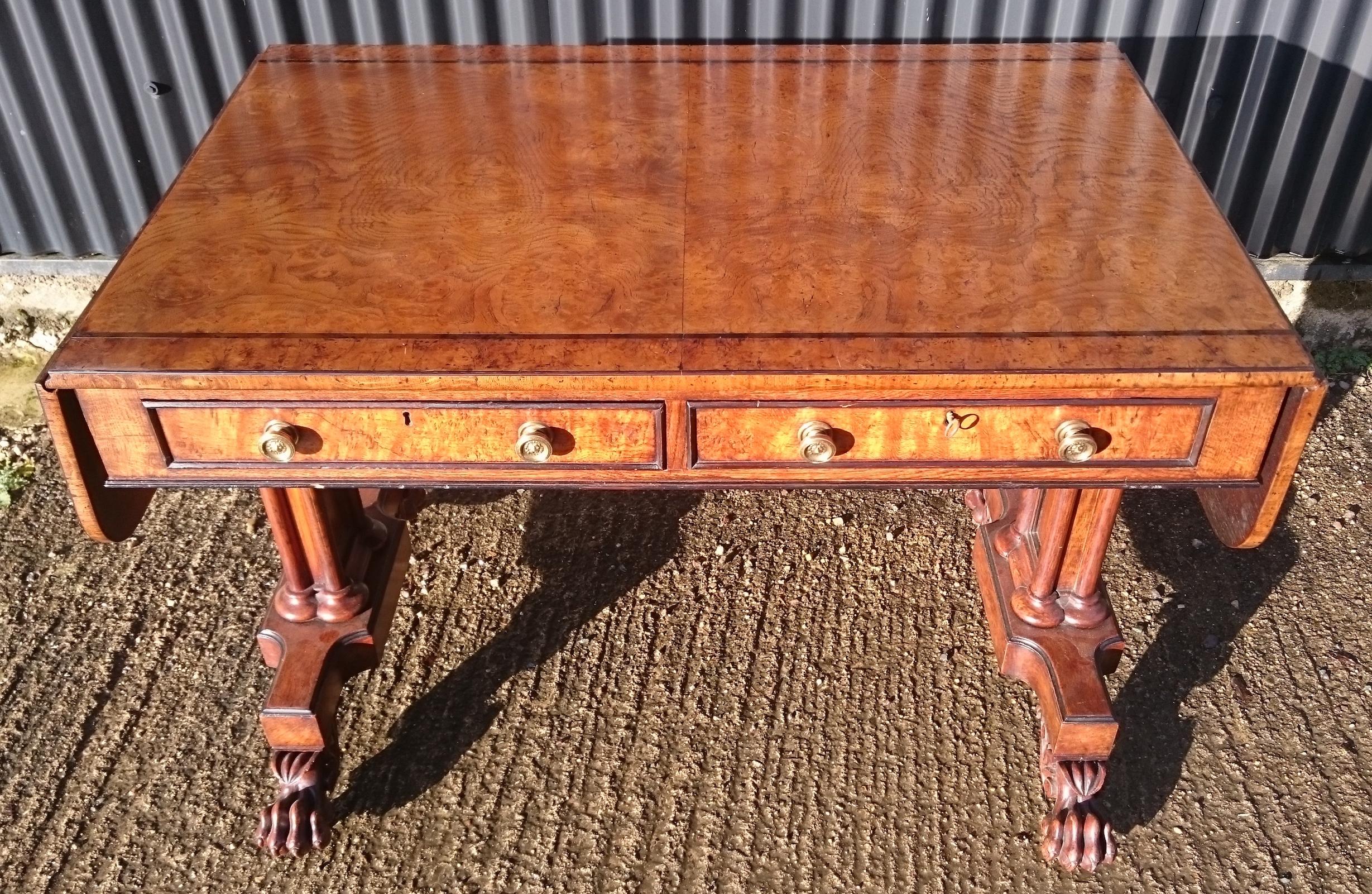 Early 19th Century Sofa Table Made from Elm 1