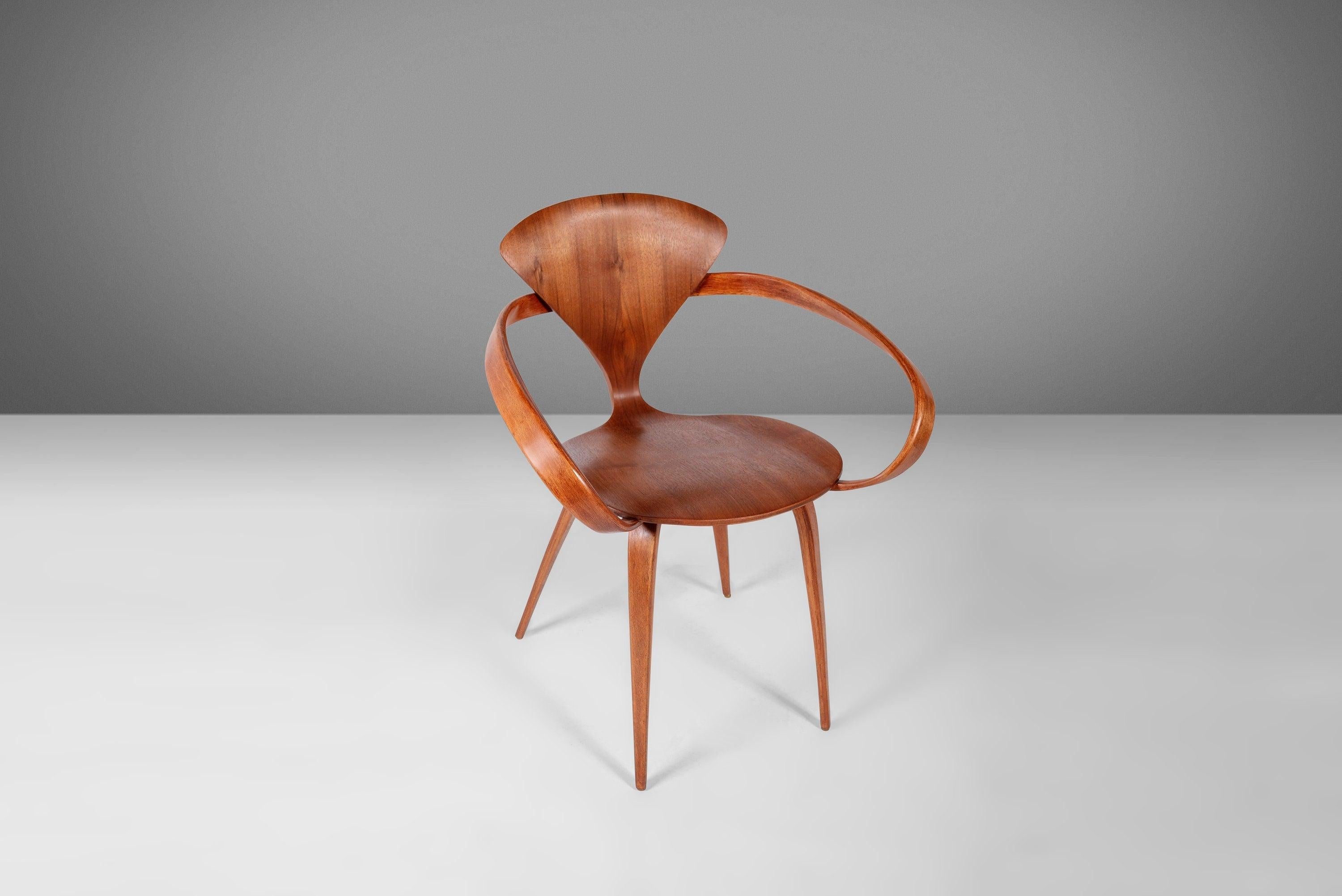 Mid-Century Modern Early Norman Cherner Pretzel Chair for Plycraft in Walnut, c. 1960