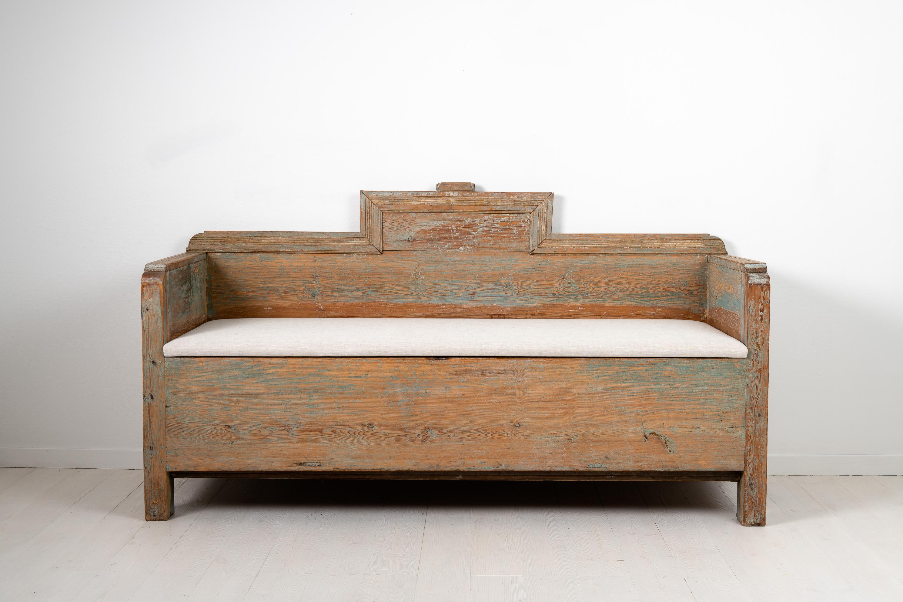 Early Northern Swedish Country Pine Sofa In Good Condition In Kramfors, SE