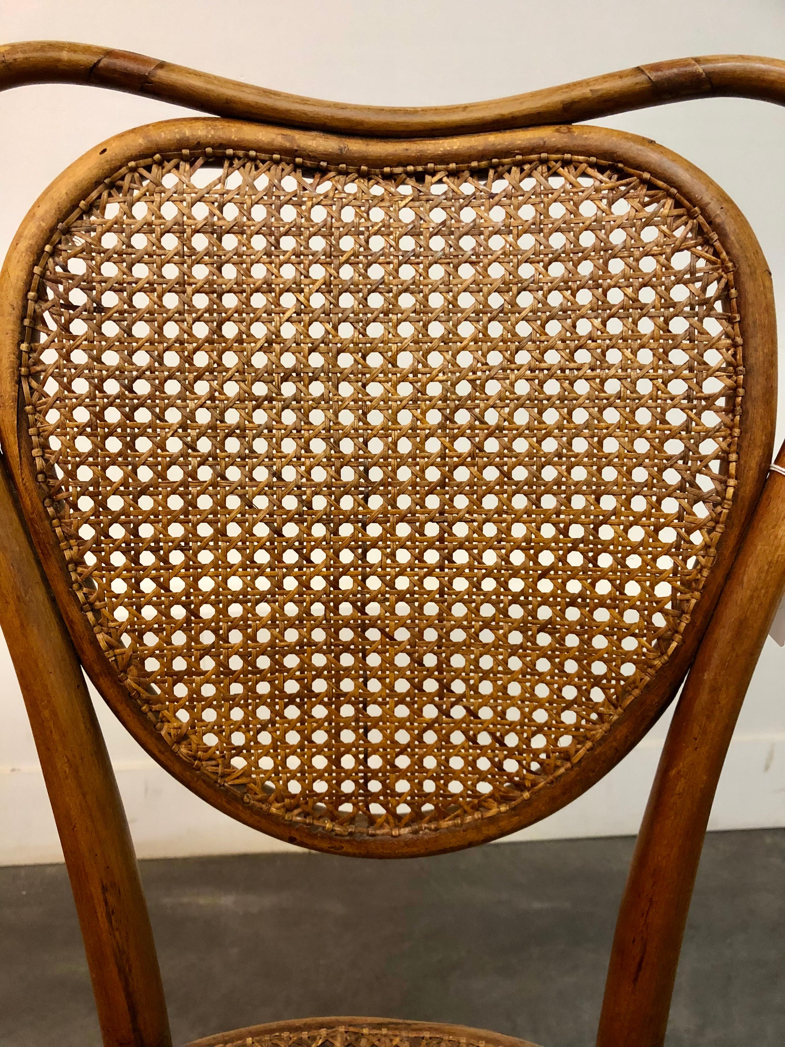 Early Nr 5 Chair Thonet Made for First International Exposition in London in 185 For Sale 2
