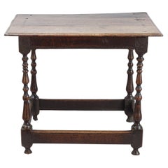 Tavolo da centro antico in Oak con gambe tornite a balaustro