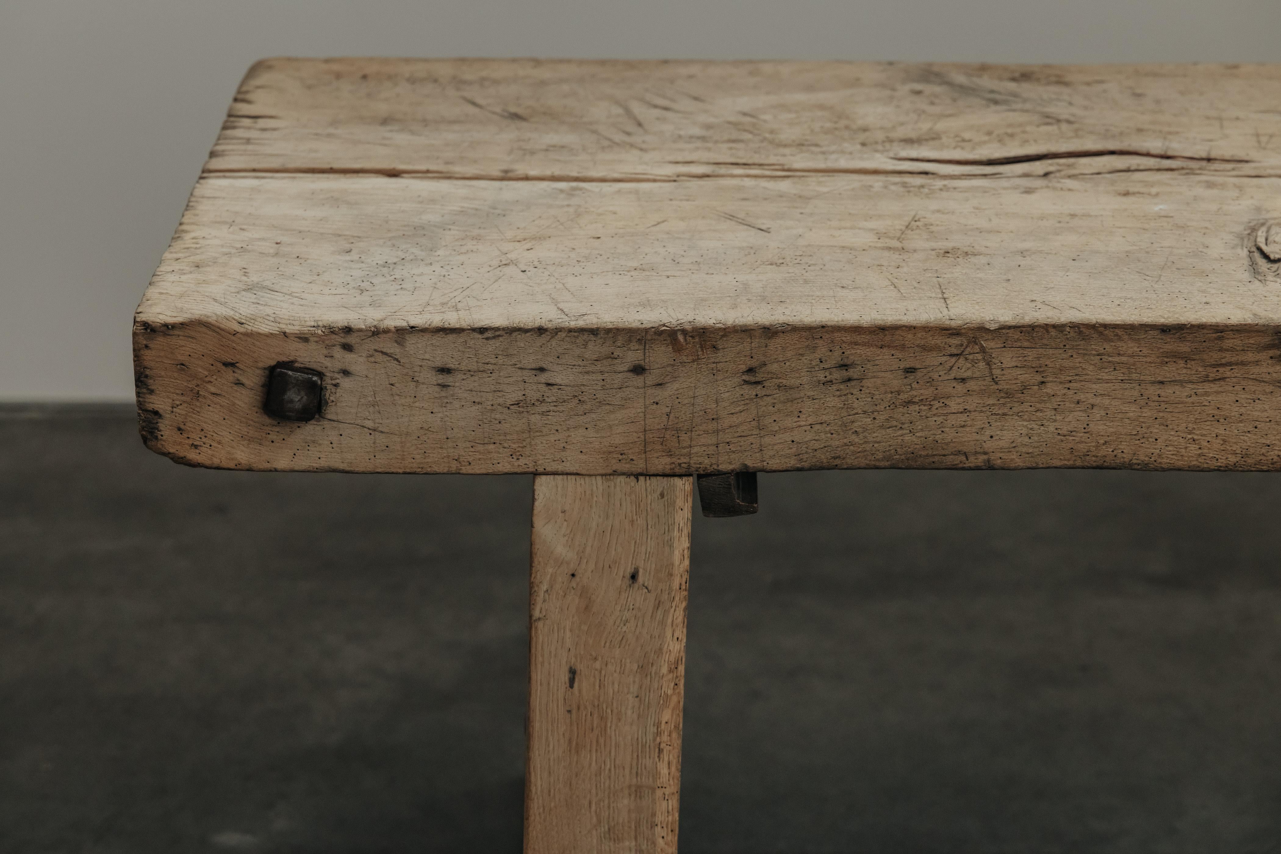 Early Oak Console Table From France, Circa 1800 In Good Condition For Sale In Nashville, TN