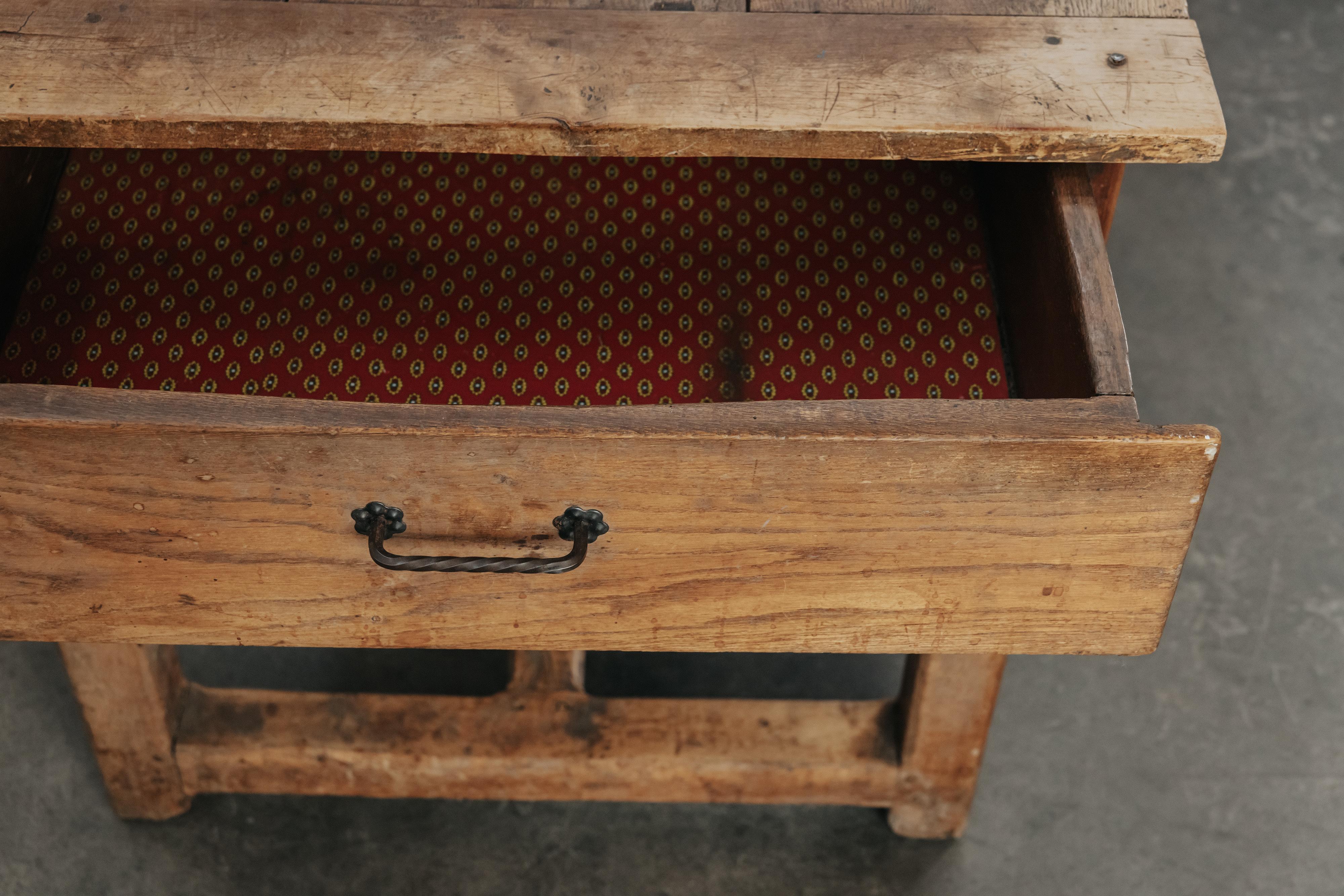 Milieu du XIXe siècle Table console en Oak de France, vers 1850 en vente