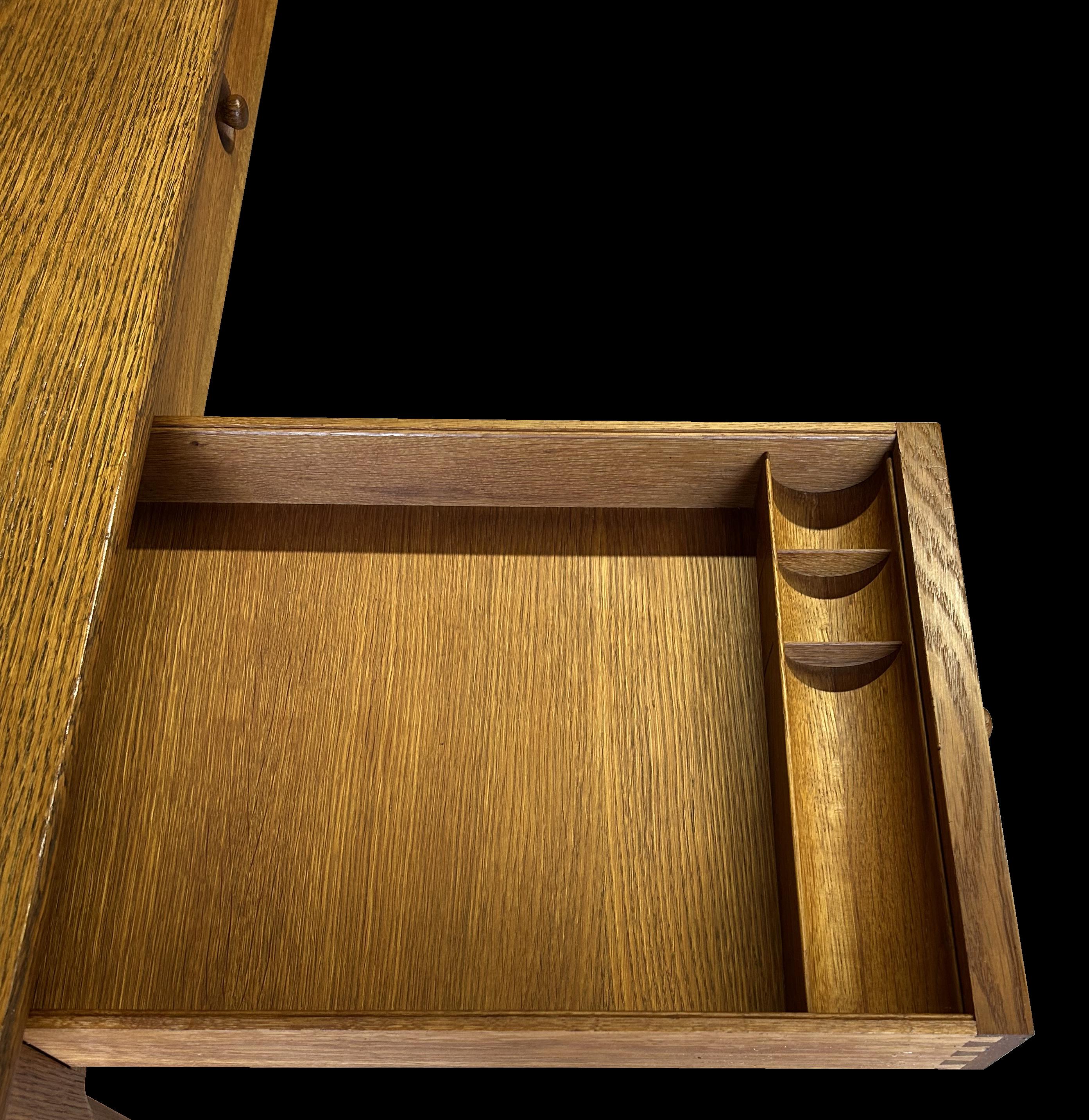 XX secolo Scrivania Early Oak di Hans J. Wegner per Andreas Tuck in vendita
